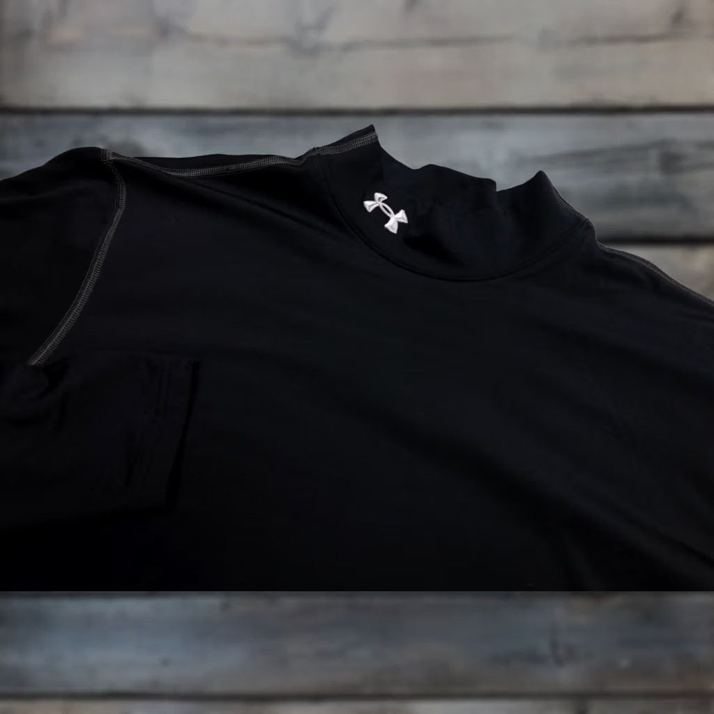 Under Armour Under Armour ColdGear Shirt Mens L Black Mock Neck Thermal Athletic Base Layer Long Sleeve Size US L / EU 52-54 / 3 - 1 Thumbnail
