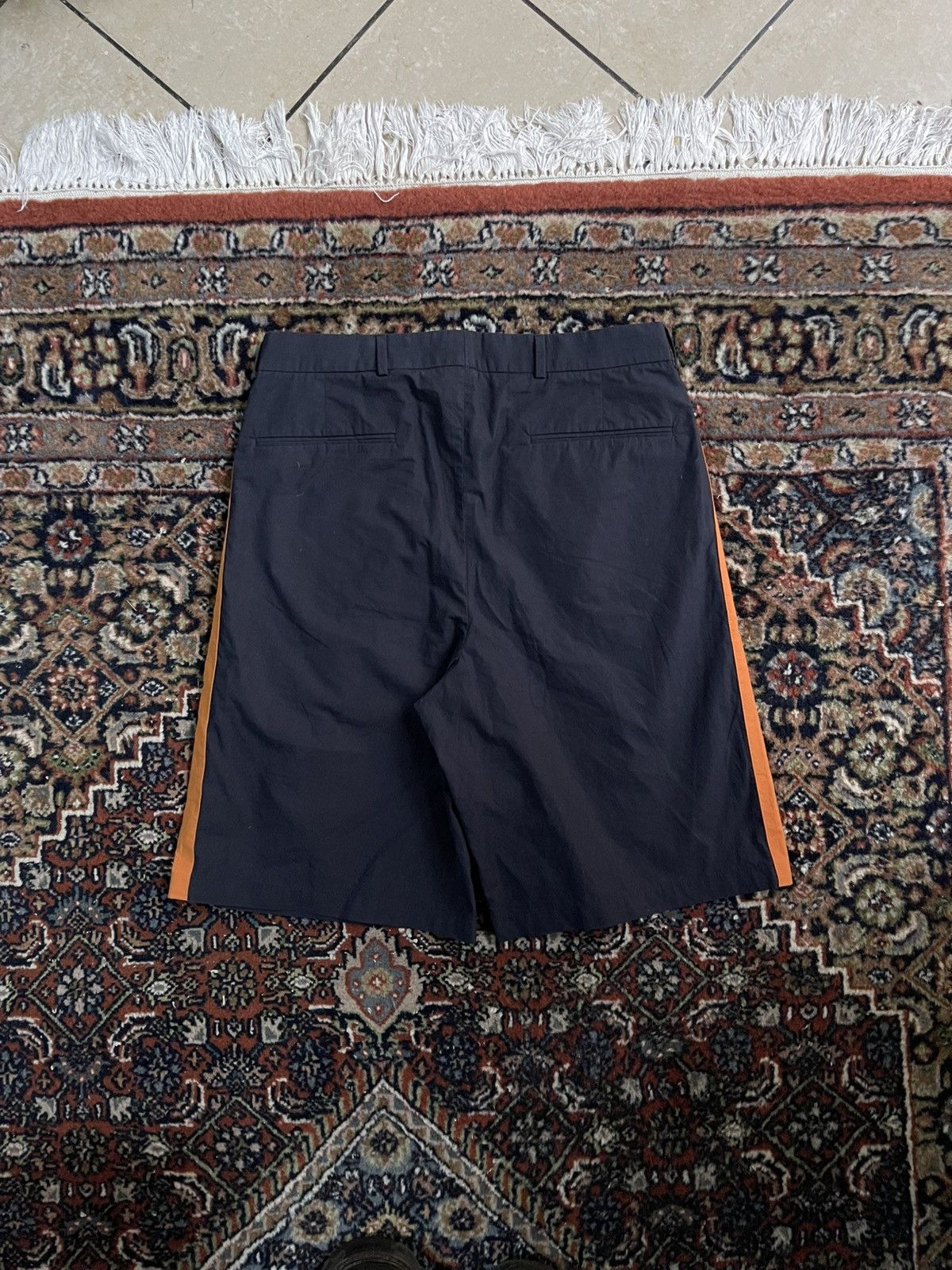 Valentino Valentino Shorts Size US 30 / EU 46 - 2 Thumbnail