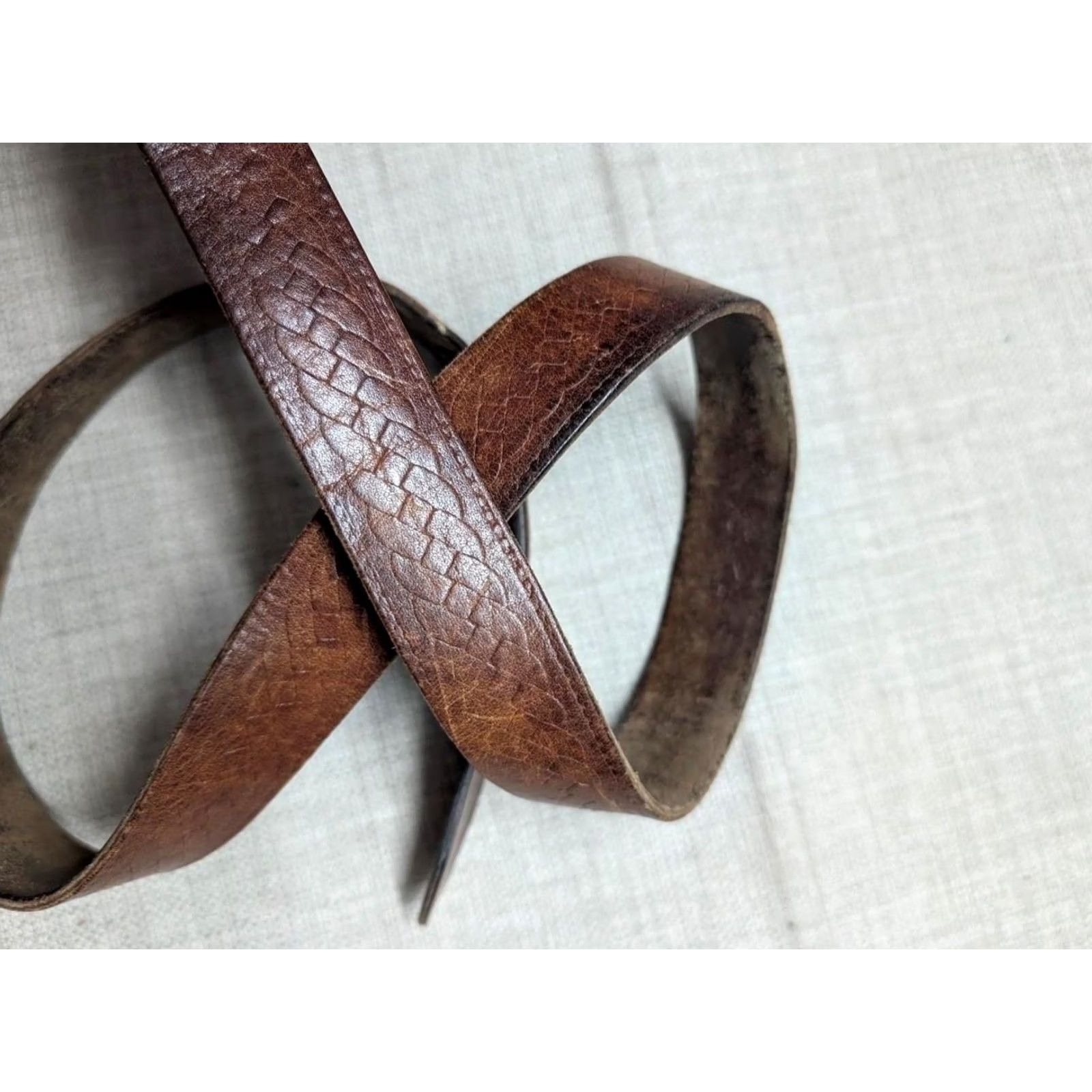 Vintage VINTAGE handcrafted western belt Tooled belt buckle 40 brown cowhide leather patina Men Belt XS? Size 40 - 4 Thumbnail