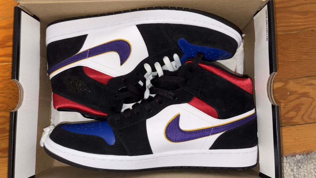 Jordan Brand Jordan 1 Mid Lakers Top 3 Size US 11.5 / EU 44-45 - 3 Thumbnail