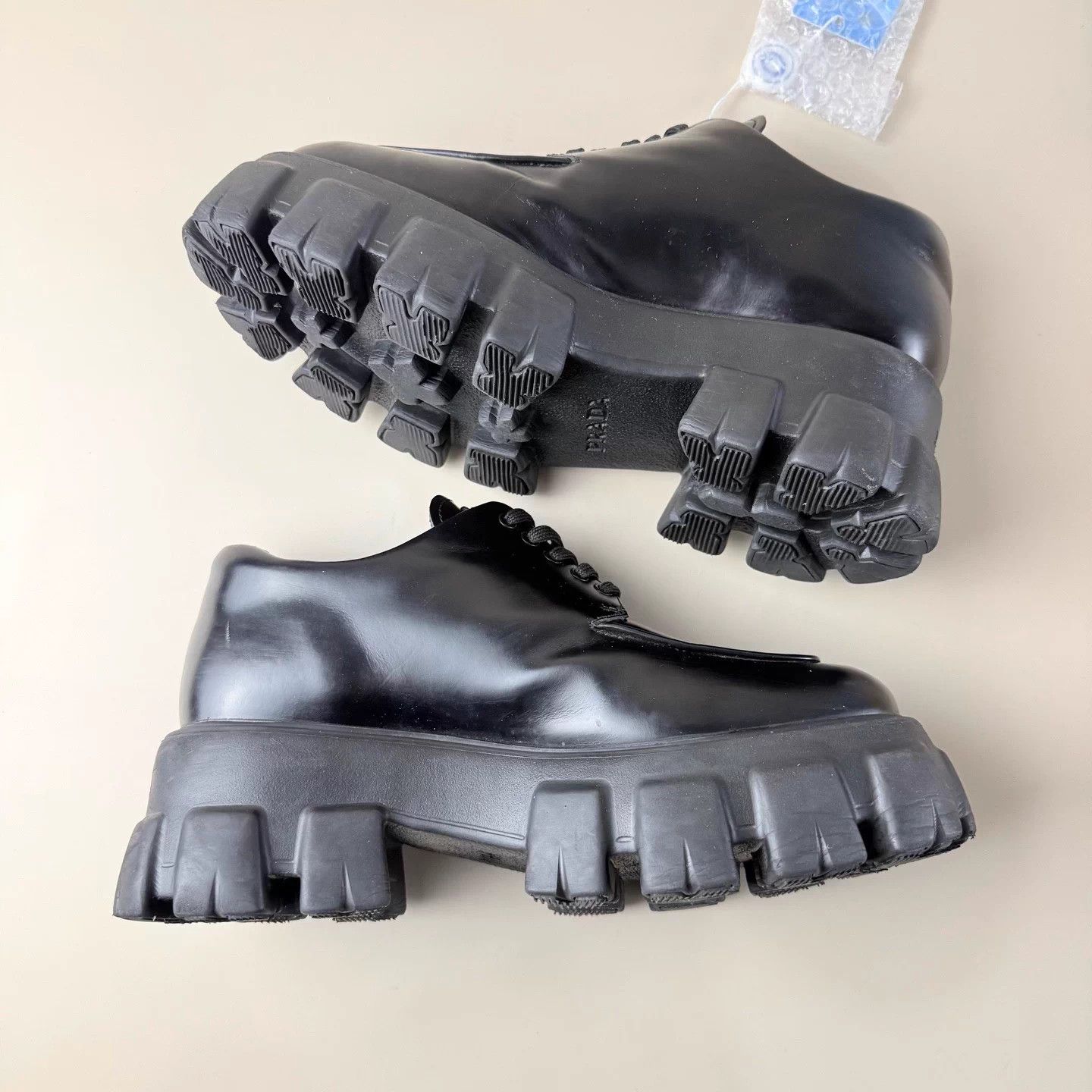Prada Prada Black Triangle Logo Platform Gear Sneakers EU38.5 Size US 7.5 / IT 37.5 - 6 Thumbnail