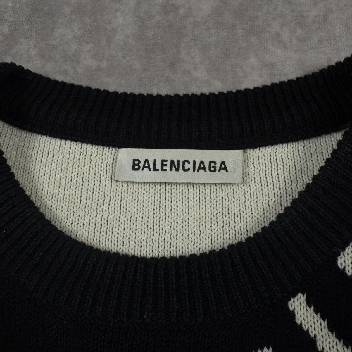 Balenciaga Balenciaga Black Monogram Knit Sweater Size US S / EU 44-46 / 1 - 3 Thumbnail