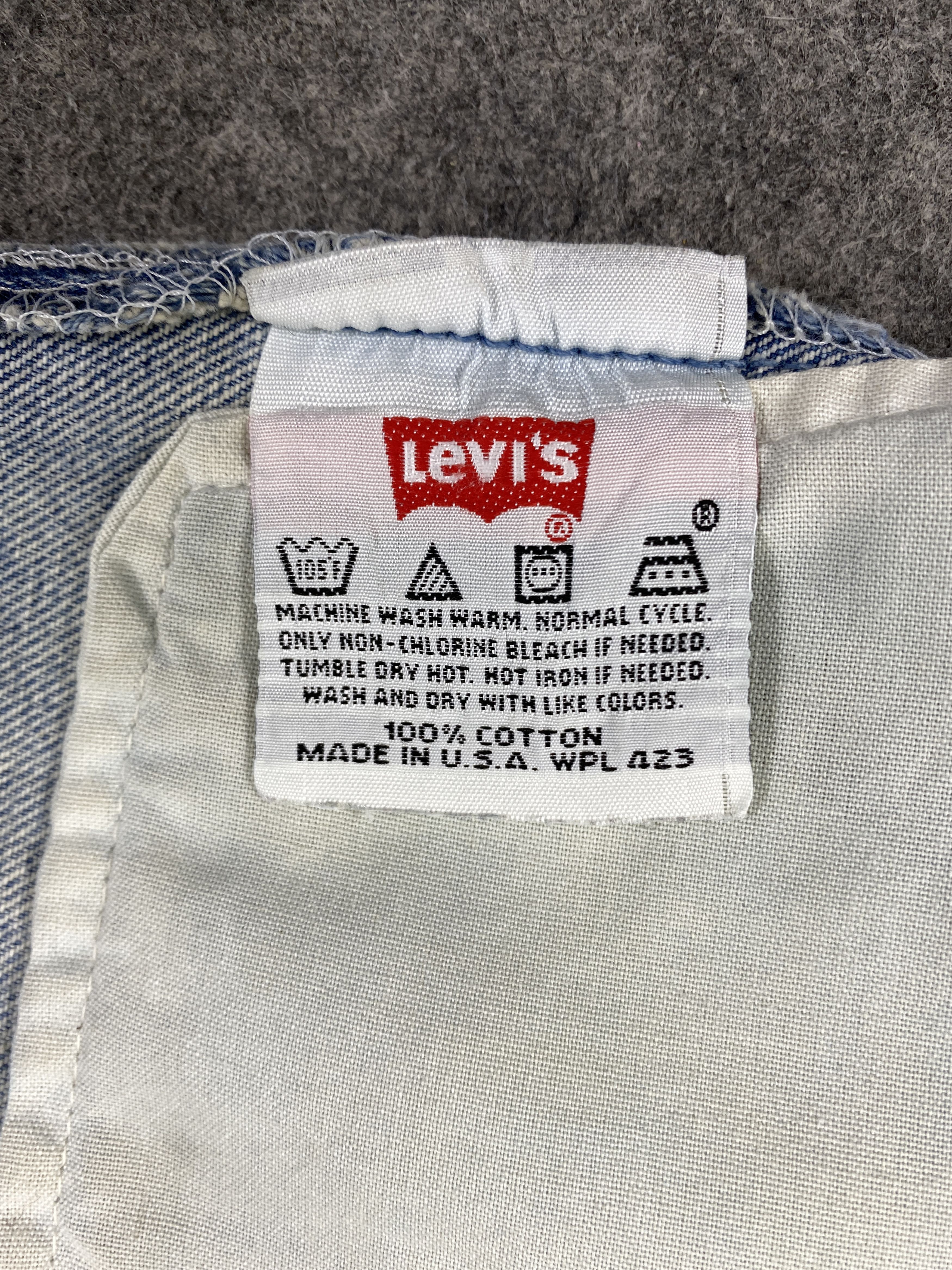 Japanese Brand Faded Blue Vintage Levis 501 USA Jeans 31x32 - JN3185 Size US 31 - 9 Thumbnail