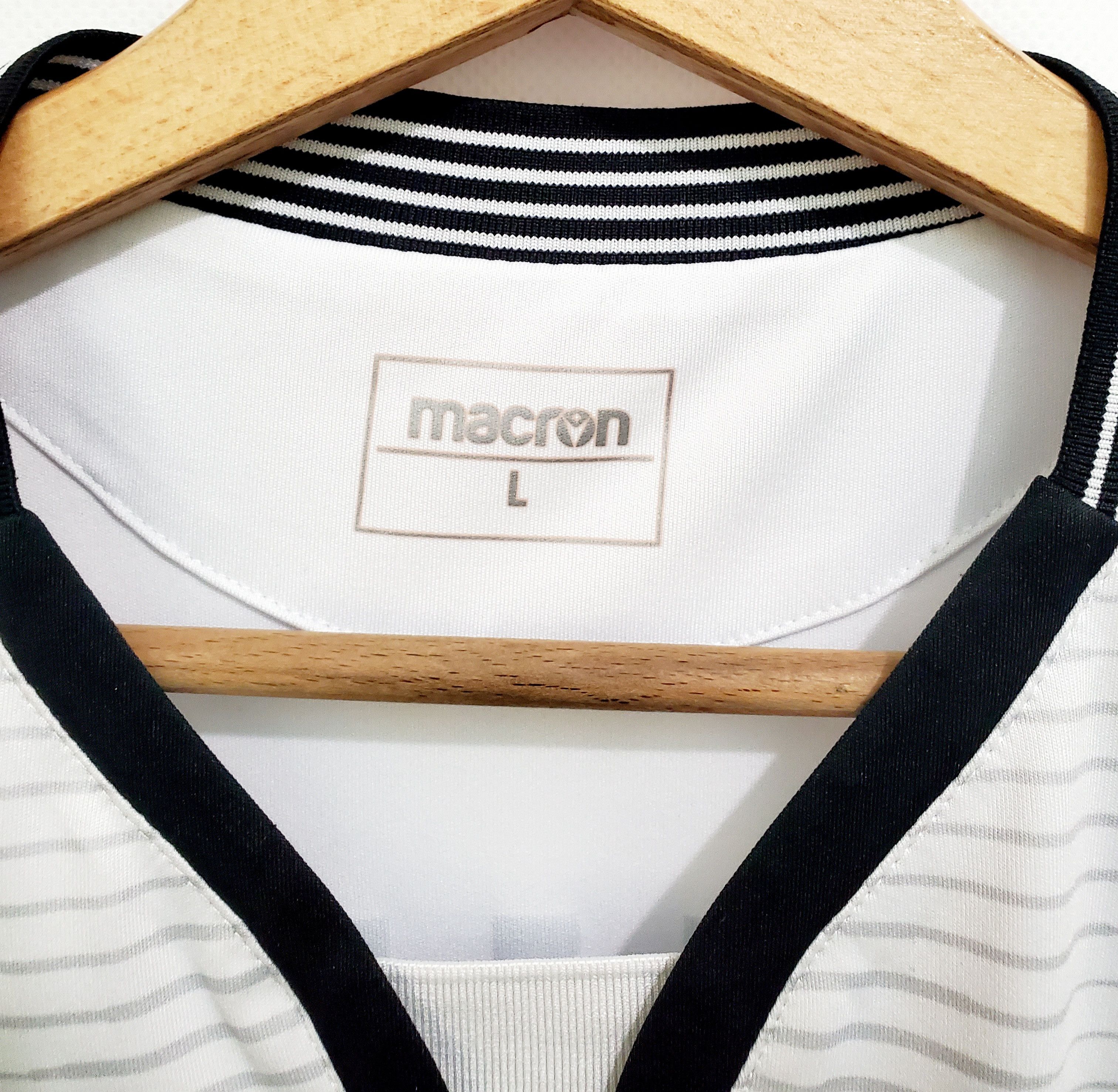 Macron × Vintage BUDAPEST HONVED 2019 - 2020 MATCH ISSUE AWAY SHIRT #30 ALIJI Size US L / EU 52-54 / 3 - 4 Thumbnail