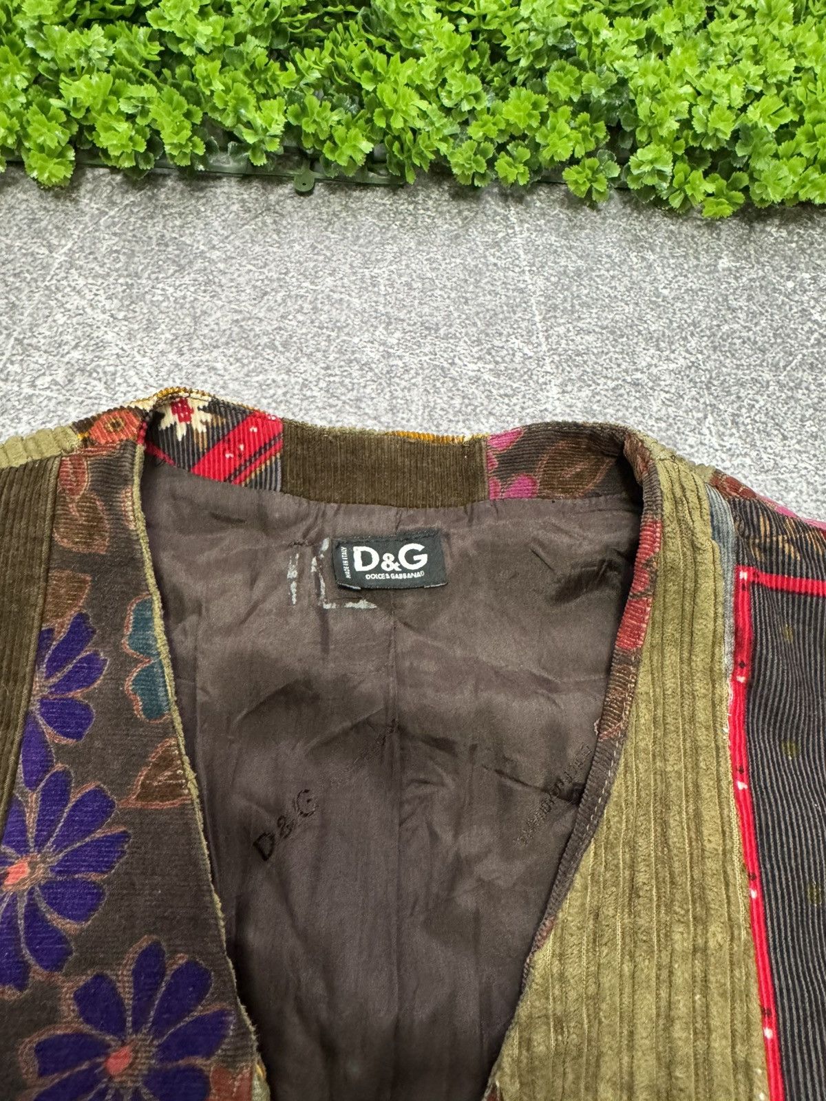 Dolce & Gabbana Vintage 1990s Dolce & Gabbana Velvet Patchwork Vest Boro Size S / US 4 / IT 40 - 3 Thumbnail