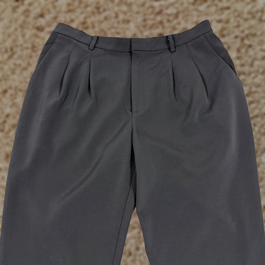 Uniqlo Uniqlo Casual Ankle Taper Pants Women's L Black Size 36" / US 14 / IT 50 - 1 Thumbnail