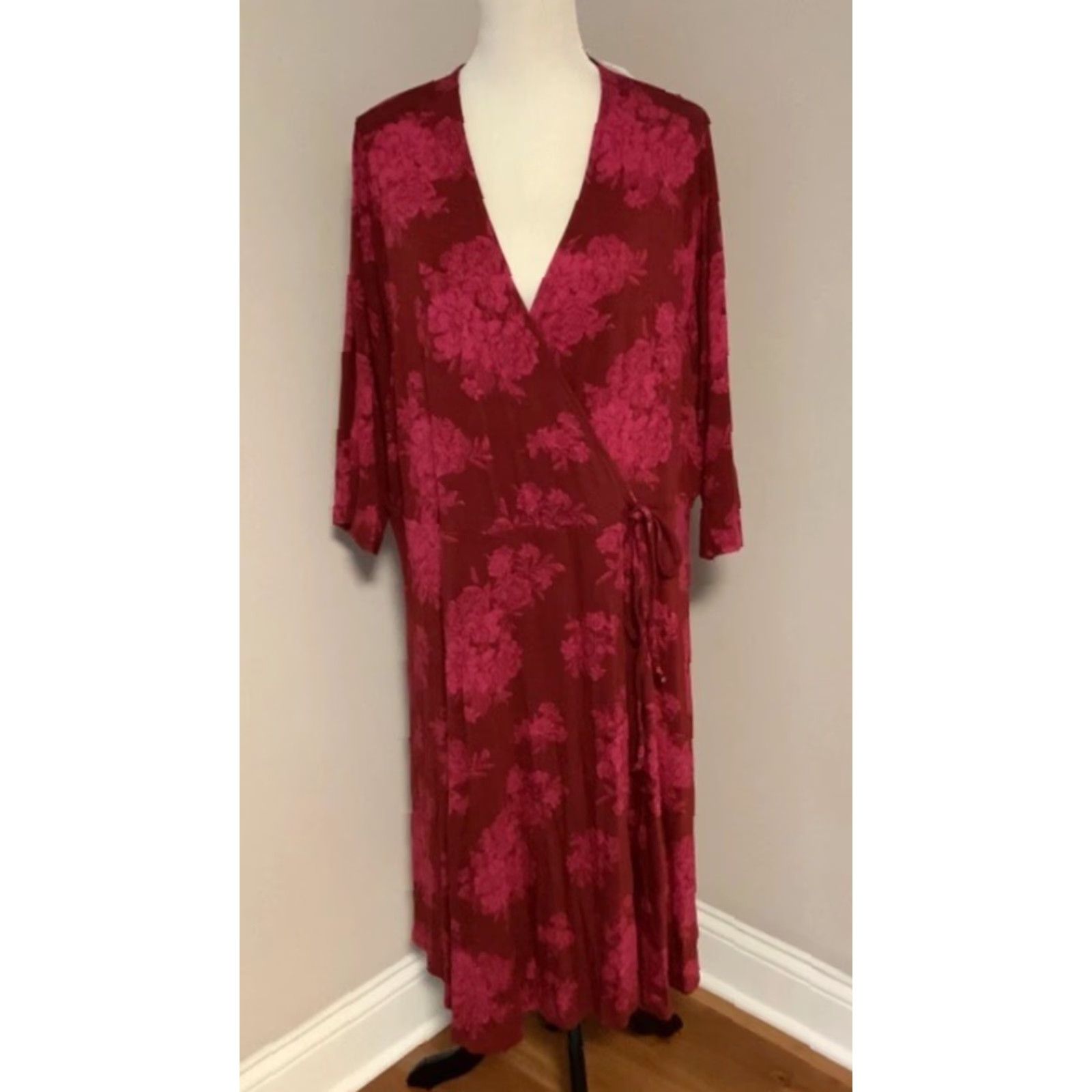 Torrid Torrid Floral Dress V-Neck Wrap Midi 2XL Pink Red Jersey Knit Tie Front Size XXL / US 16-18 / IT 52-54 - 2 Thumbnail