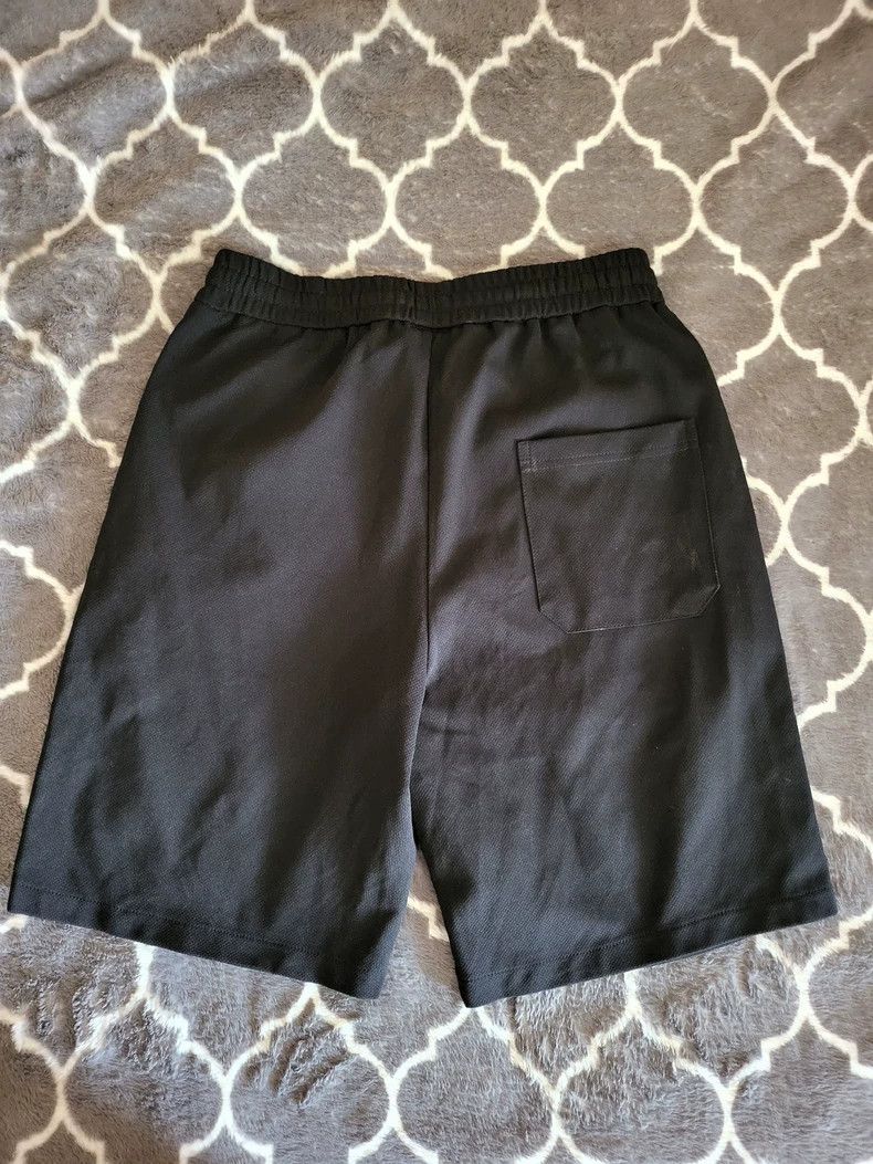 Givenchy Givenchy SizeS Shorts with a stylish fit, comfortable fabri Size US 30 / EU 46 - 3 Thumbnail