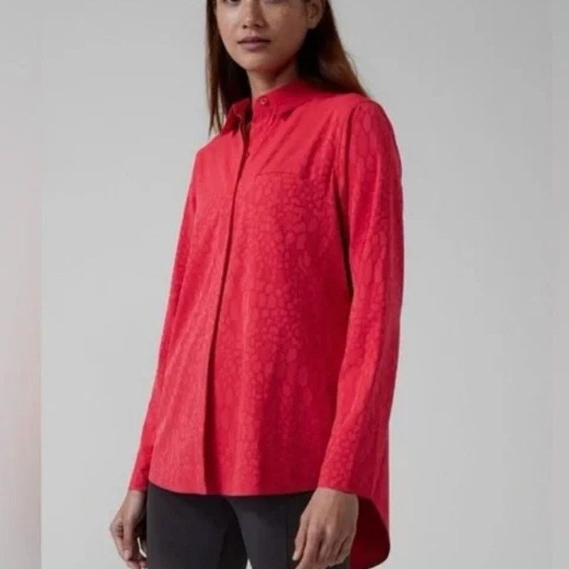 Athleta Athleta Womens Red Urbanite Textured Button Shirt XS Stretch Size XS / US 0-2 / IT 36-38 - 1 Thumbnail
