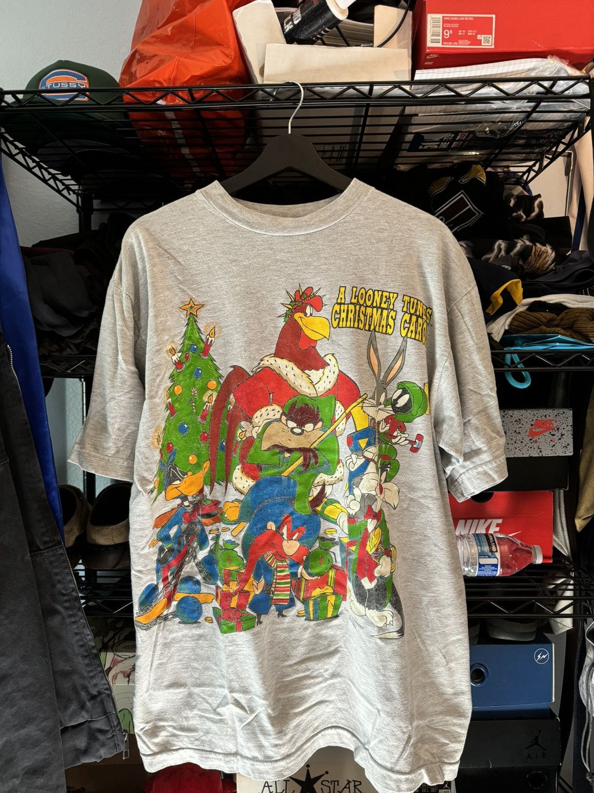 Vintage × Warner Bros Vintage 1993 Looney Tunes Christmas Carol T-Shirt Size US XL / EU 56 / 4 - 1 Thumbnail