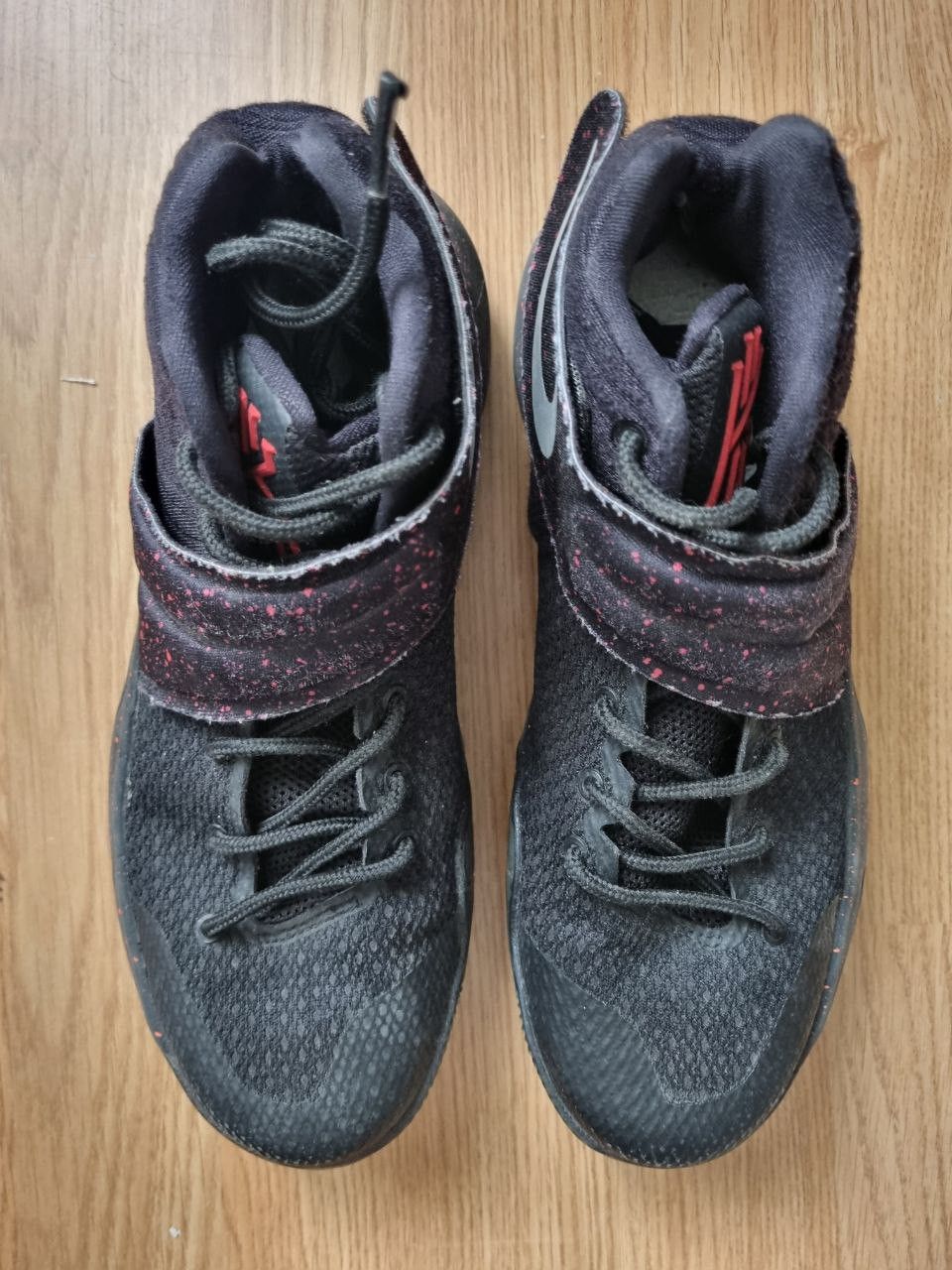 Nike Nike Kyrie 2 Wolf Pack Size US 7.5 / EU 40-41 - 4 Thumbnail