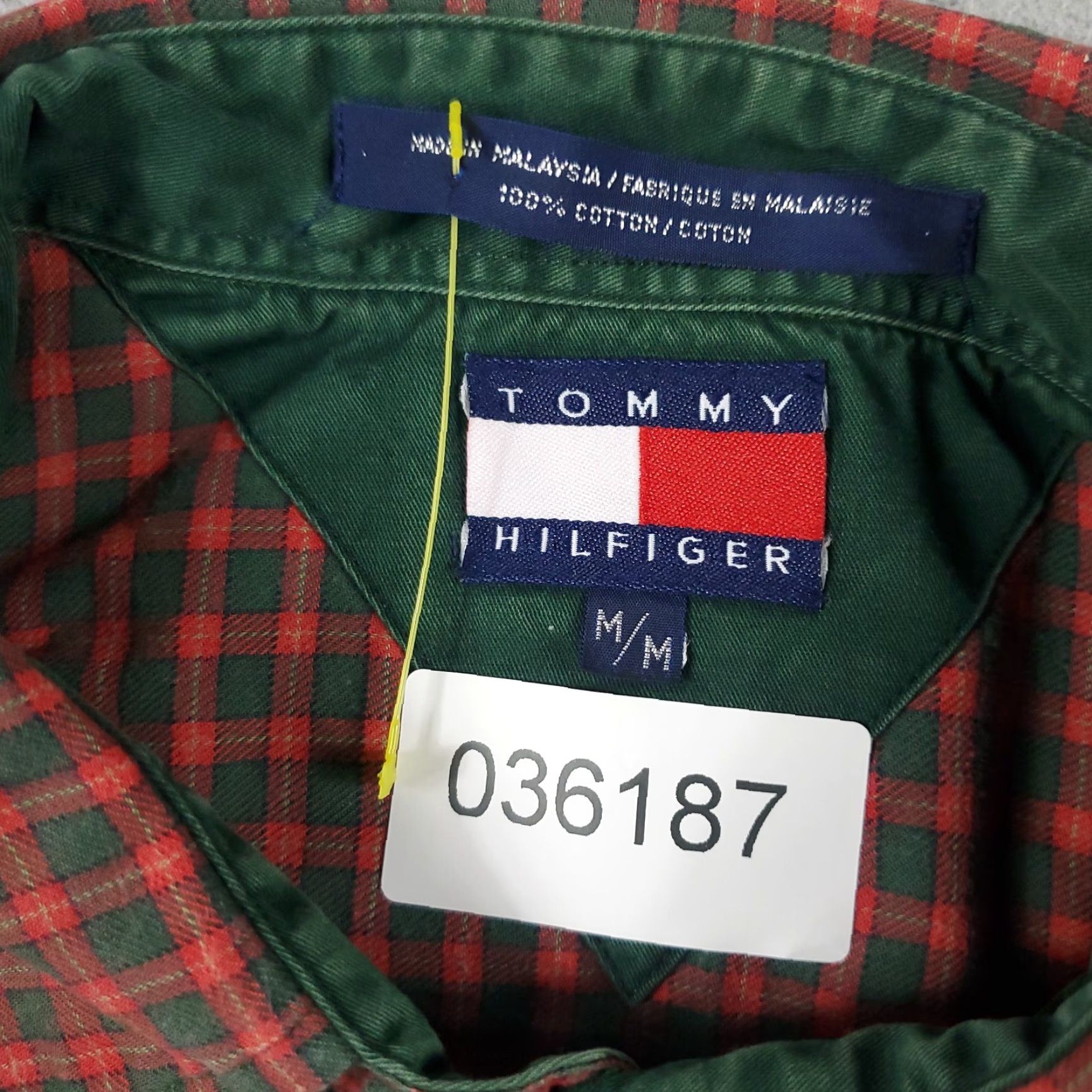 Tommy Hilfiger Tommy Hilfiger Button-Up Shirt Mens Medium Red Plaid Casual Long Sleeve Regular Fit Size US M / EU 48-50 / 2 - 7 Thumbnail