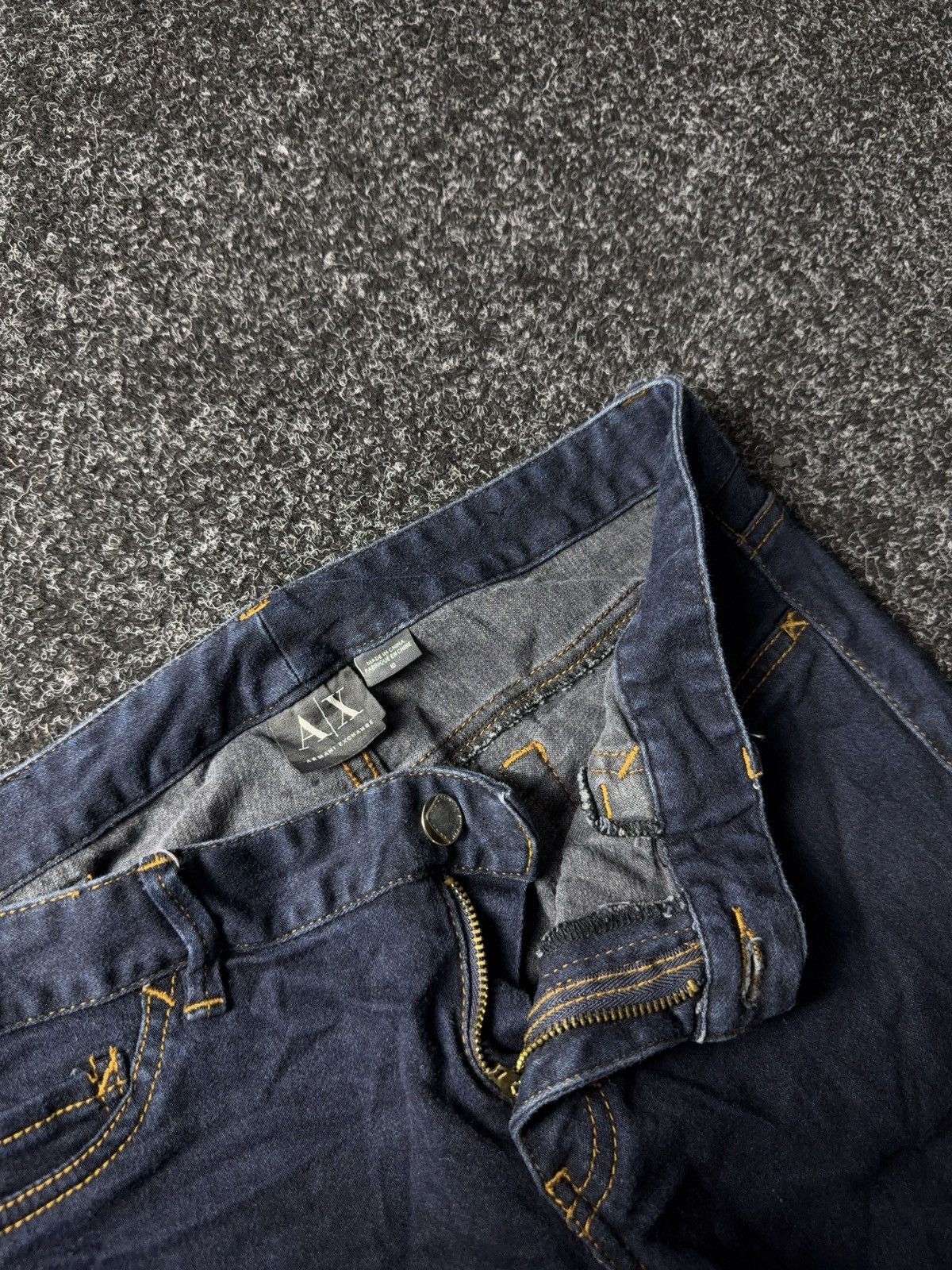 Armani Exchange Luxury Y2K Armani Exchange Slim Fit Dark Blue Stretch Jeans Size 30" / US 8 / IT 44 - 7 Thumbnail