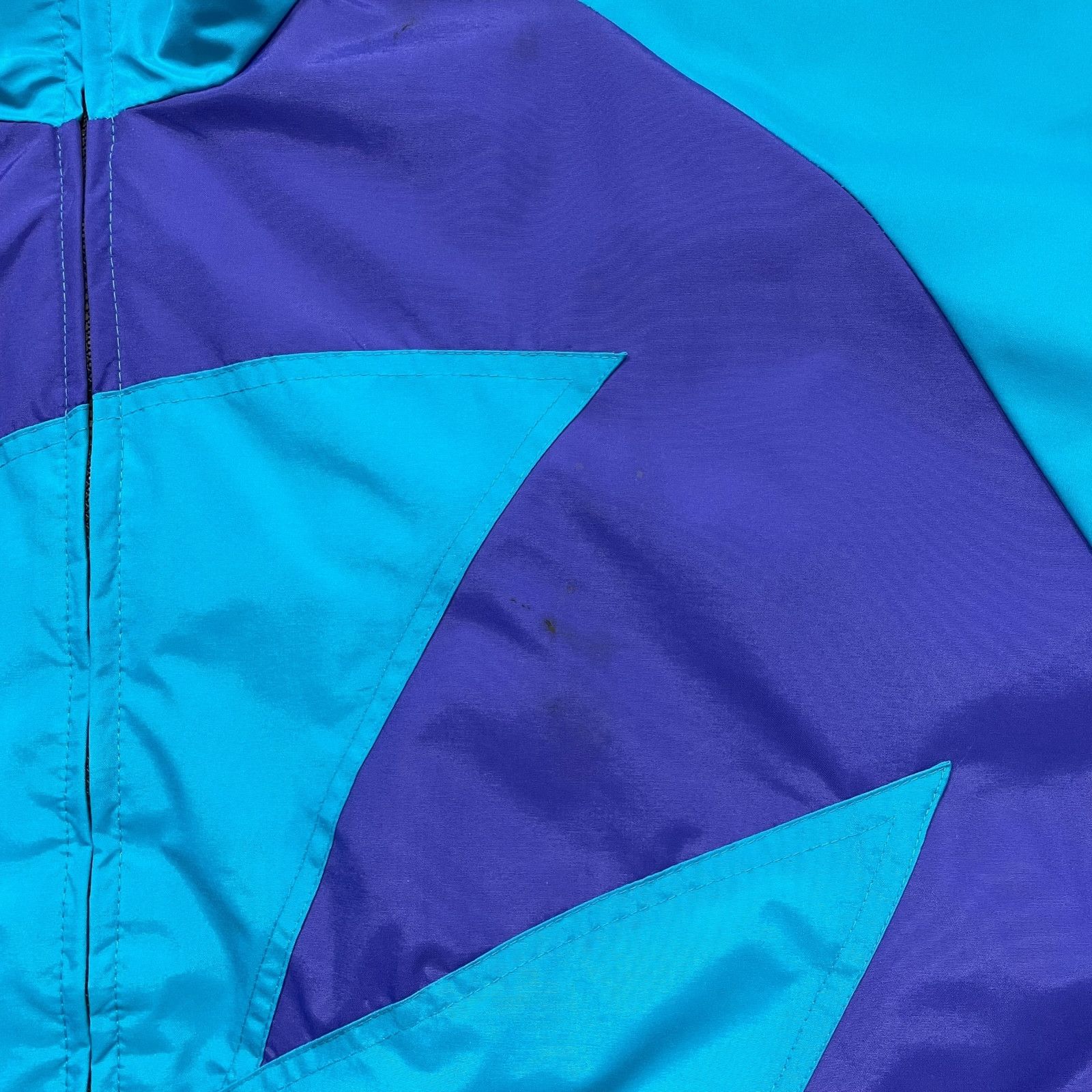 NBA VTG 90s CHARLOTTE HORNETS LOGO ATHLETIC SHARKTOOTH JACKET Size US L / EU 52-54 / 3 - 9 Thumbnail