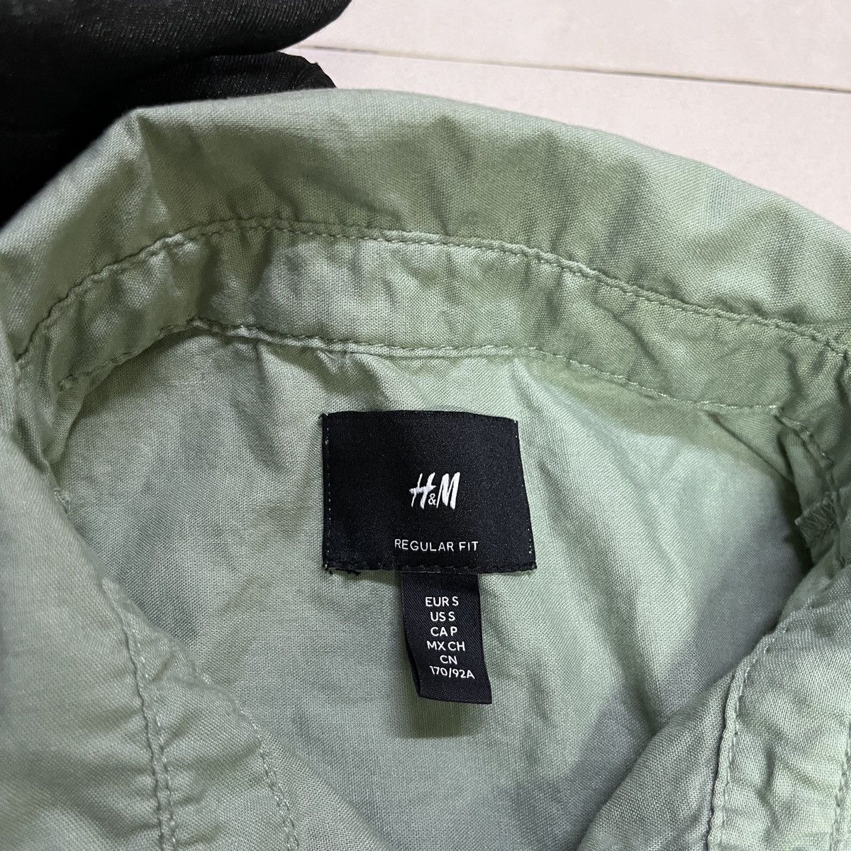 H&M H&M Button Up Shirt Size US S / EU 44-46 / 1 - 3 Thumbnail