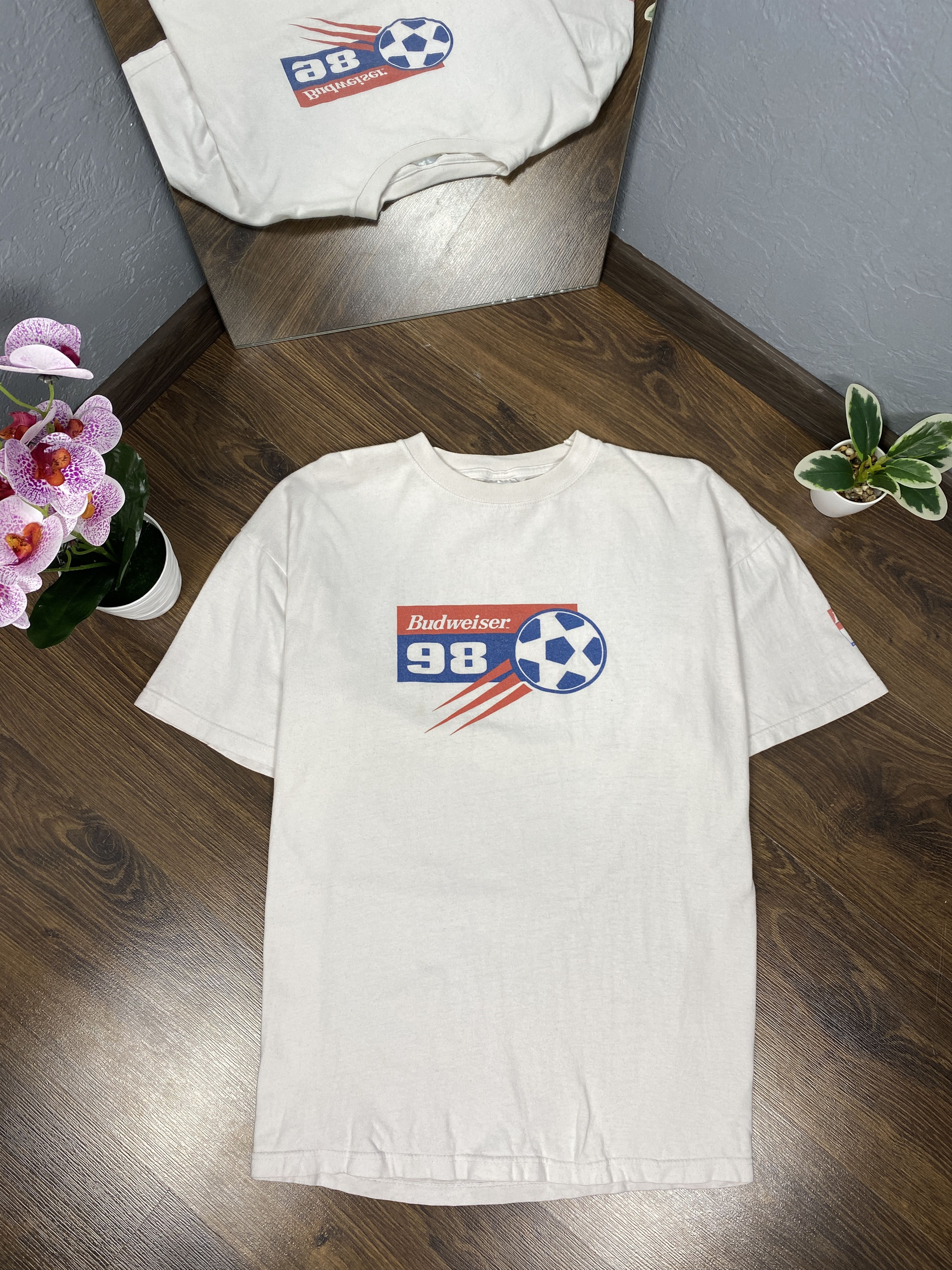 Budweiser Budweiser 1998 vintage France world cup t-shirt Size US XL / EU 56 / 4 - 1 Thumbnail