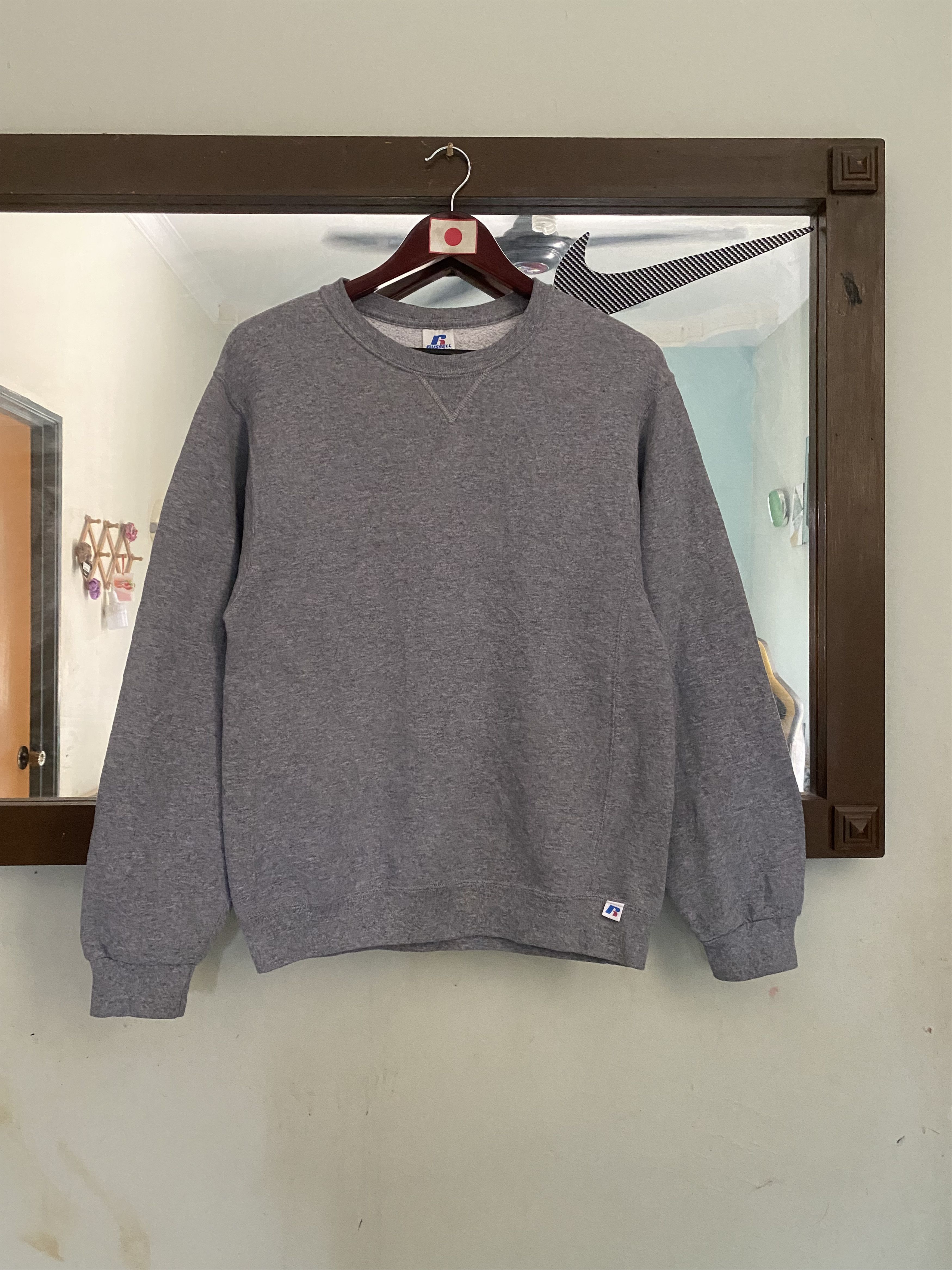 Russell Athletic × Vintage Vintage Russell Athletic Sweatshirt Size US S / EU 44-46 / 1 - 1 Thumbnail