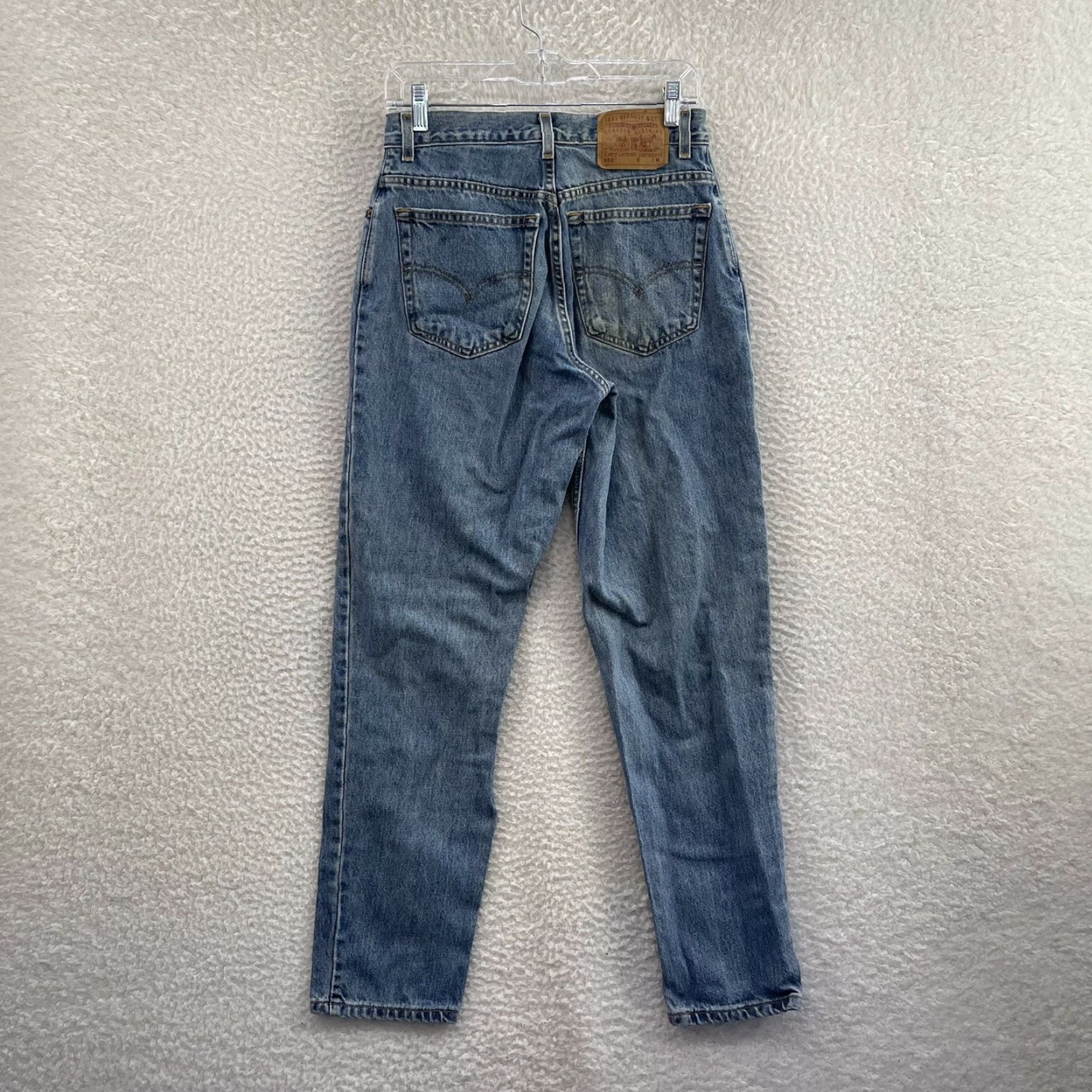 Levi's VINTAGE Levi's 550 Jeans Womens Denim High Waisted Tapered Straight Leg 90s 8 28 Blue Mens Womens Girls Size 30" / US 8 / IT 44 - 2 Thumbnail