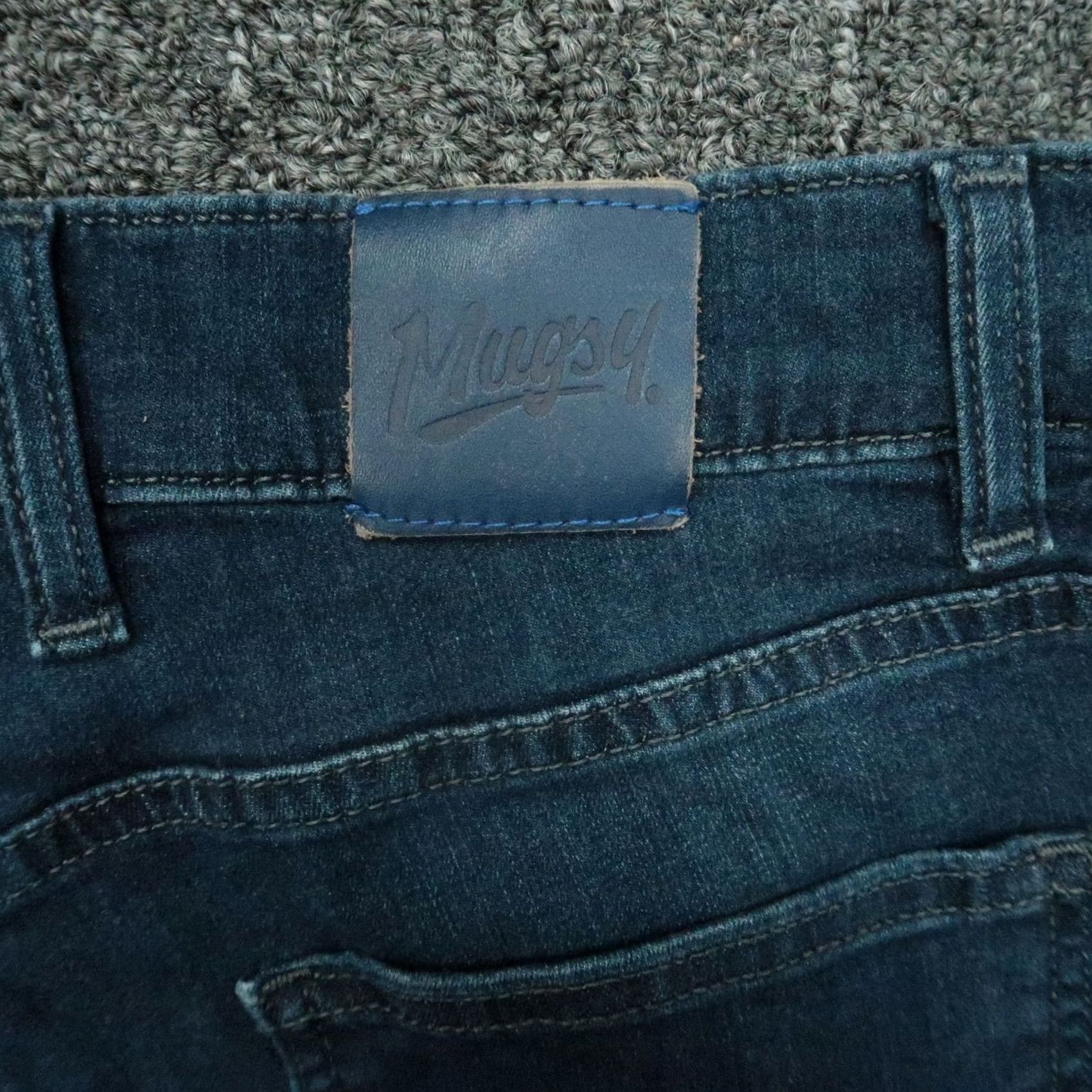 Vintage Mugsy Jeans Mens 32x30 Blue Fultons 5 Pocket Stretch Denim Shirt T Shirt? Size US 32 / EU 48 - 6 Thumbnail