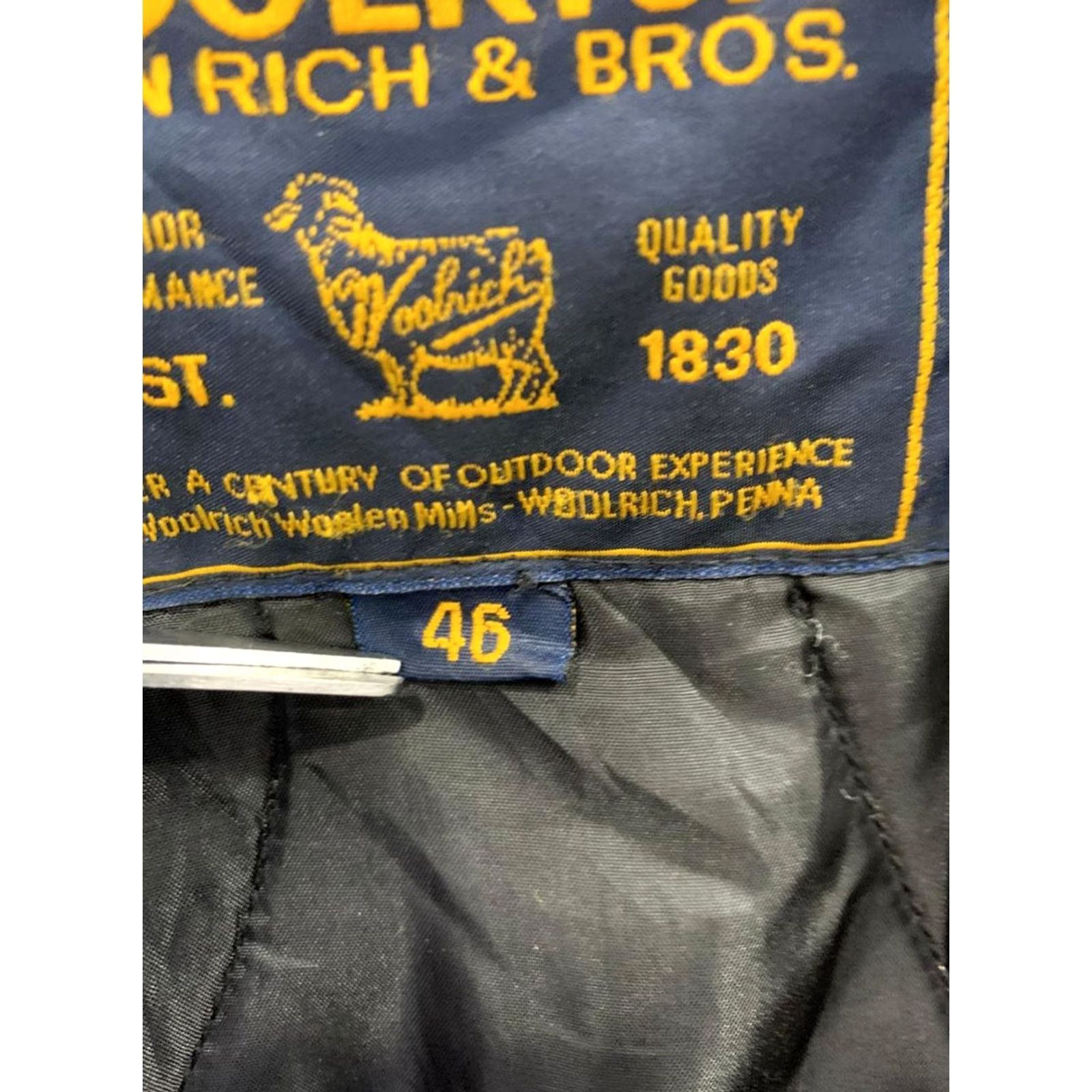 Vintage VINTAGE Woolrich John Rich & Bros Arctic Bomber Jacket Fur Hood Black L Mens Size L Coat Size US L / EU 52-54 / 3 - 3 Thumbnail