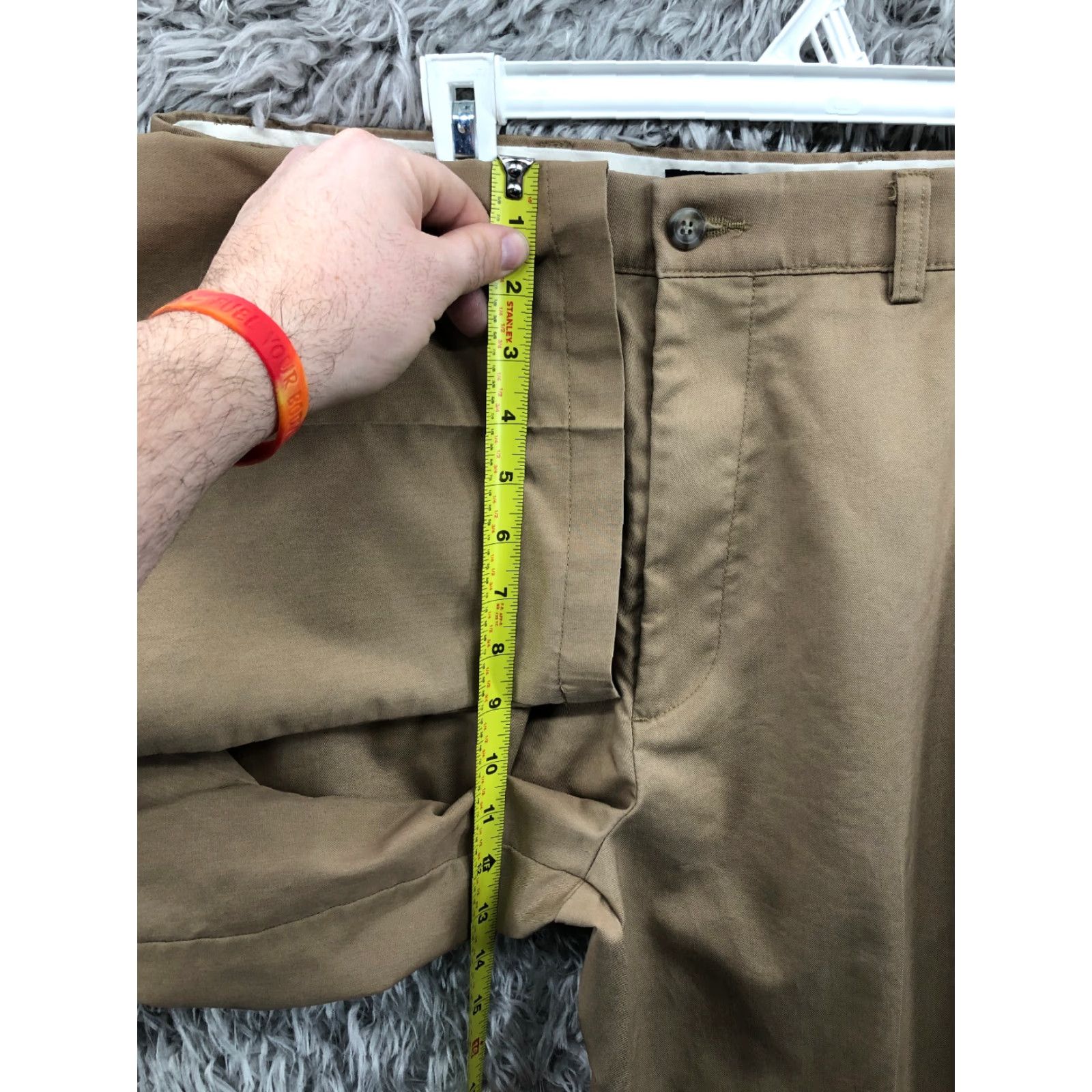 Dockers Dockers Pleated Pants Mens Beige Size 33x32 Straight Leg Mid Rise Chino Classic Dockers D3 Size US 33 - 4 Thumbnail