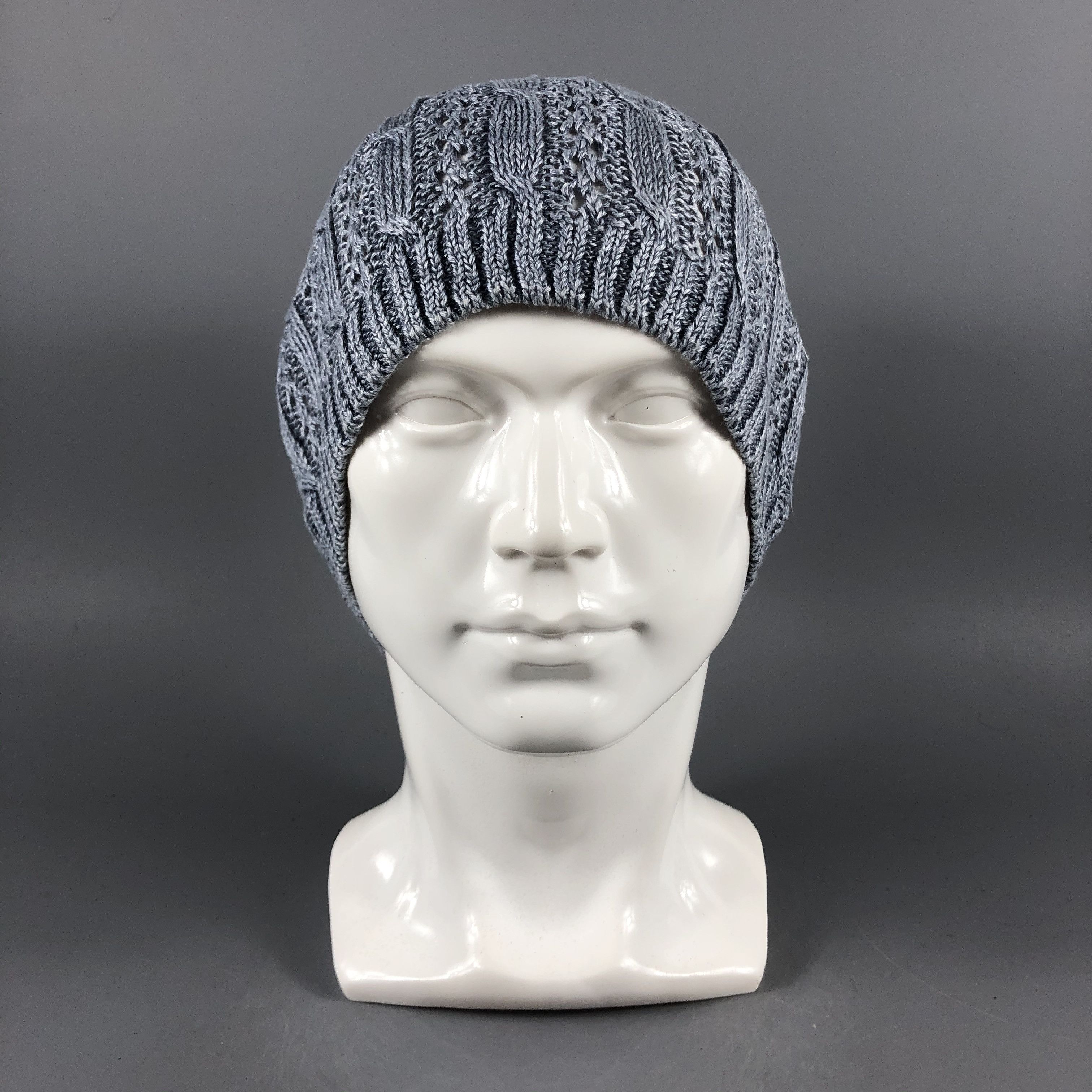 image of Vintage Womens Parisian Beanie Snow Hat Snow Cap -D1043