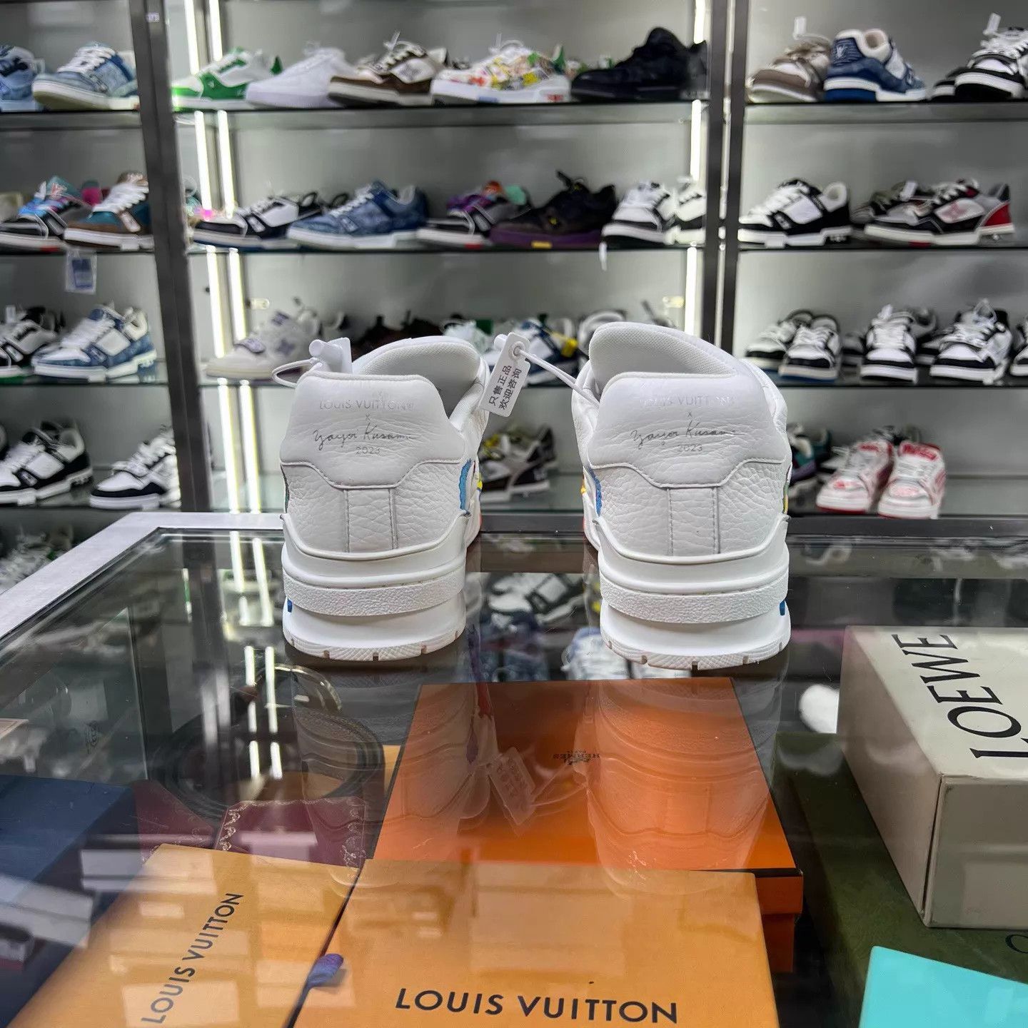 Louis Vuitton LV x Yayoi Kusama Trainer UK8 Size US 9 / EU 42 - 5 Thumbnail
