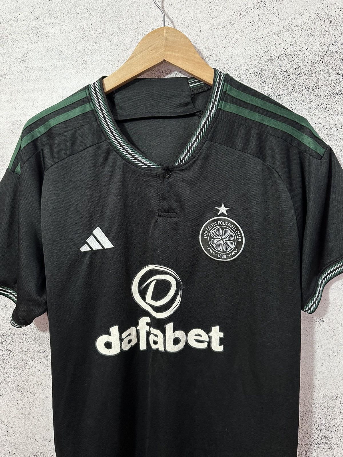 Adidas Celtic Fan Jersey 2023 Size US XL / EU 56 / 4 - 4 Thumbnail