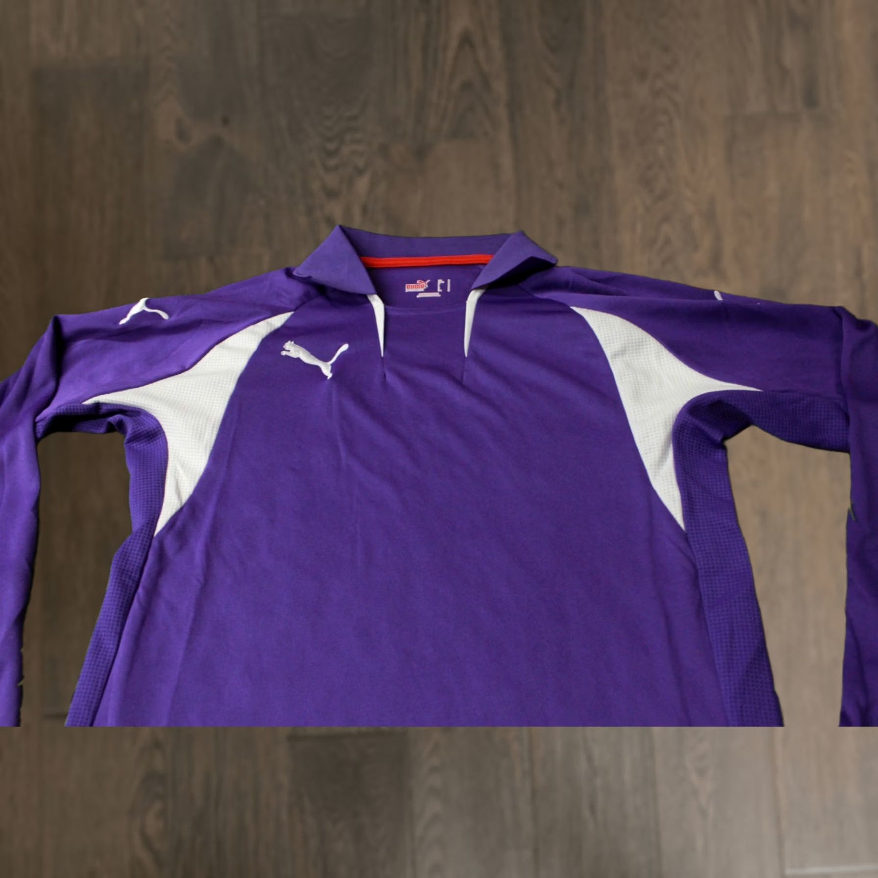 Puma PUMA ORIGINAL MEN FOOTBALL SHIRT L/S CREW NECK SIZE S Violet and White JS Jersey T-Shirt 2000s Mens Size US S / EU 44-46 / 1 - 1 Thumbnail