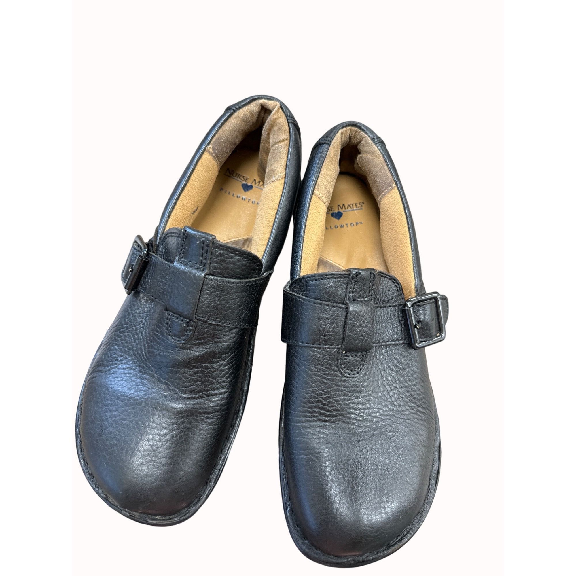 Designer NurseMates pillow top women’s leather clog shoes 7M SKU 6274 Size US 7 / IT 37 - 7 Thumbnail