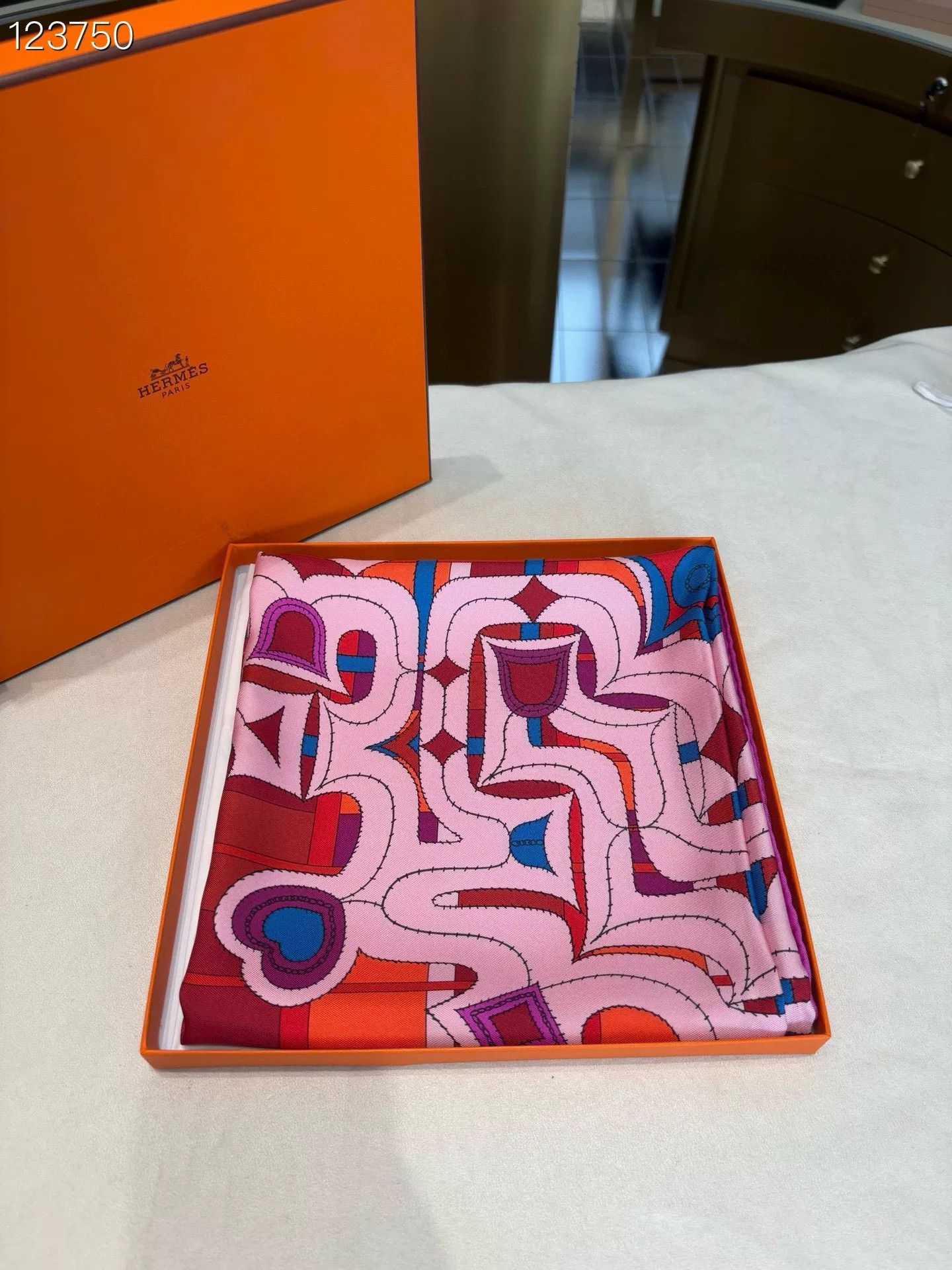 Hermes Hermès Pink Square Scarf Size ONE SIZE - 1 Thumbnail