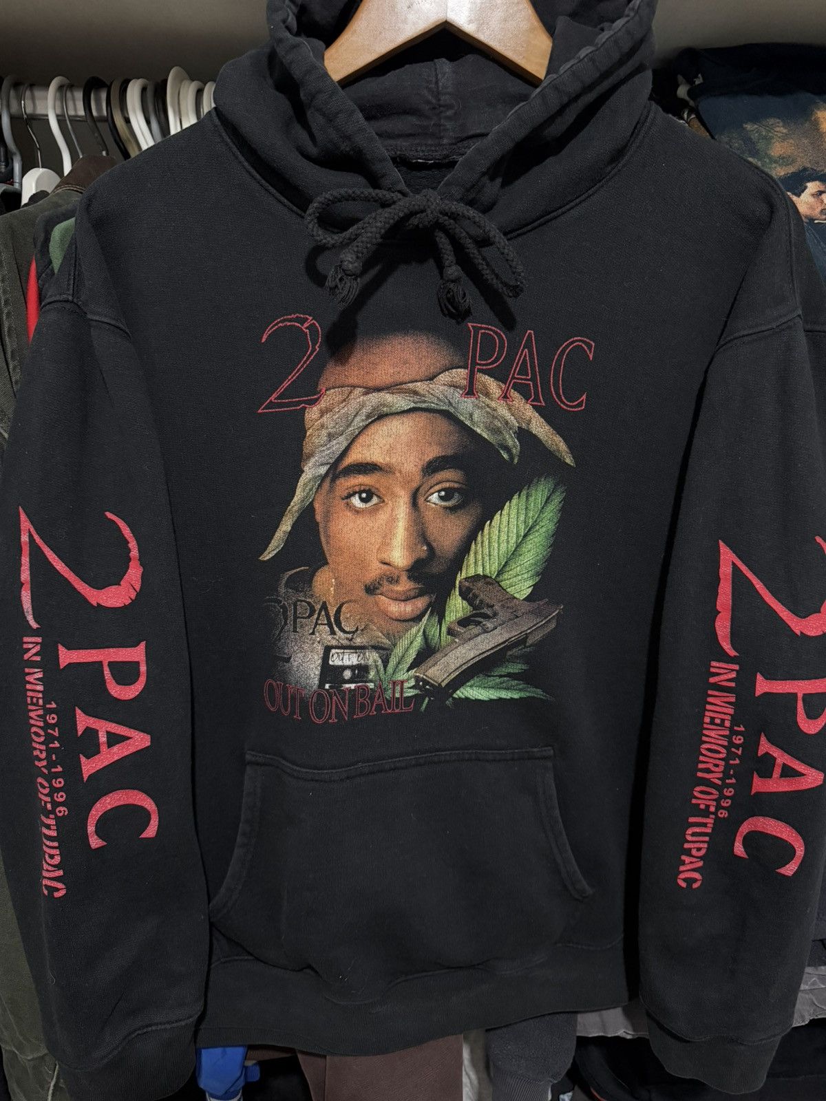 Vintage 2Pac Hoodie Vintage Memory 1971-1996 Size US M / EU 48-50 / 2 - 4 Thumbnail