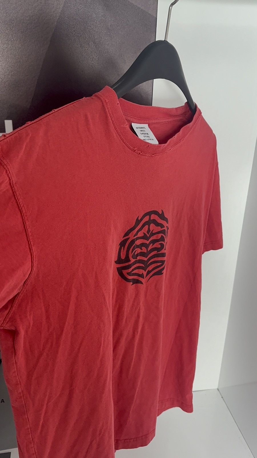 Vetements ✅Vetements Longevity Distressed red t shirt Size US M / EU 48-50 / 2 - 4 Thumbnail