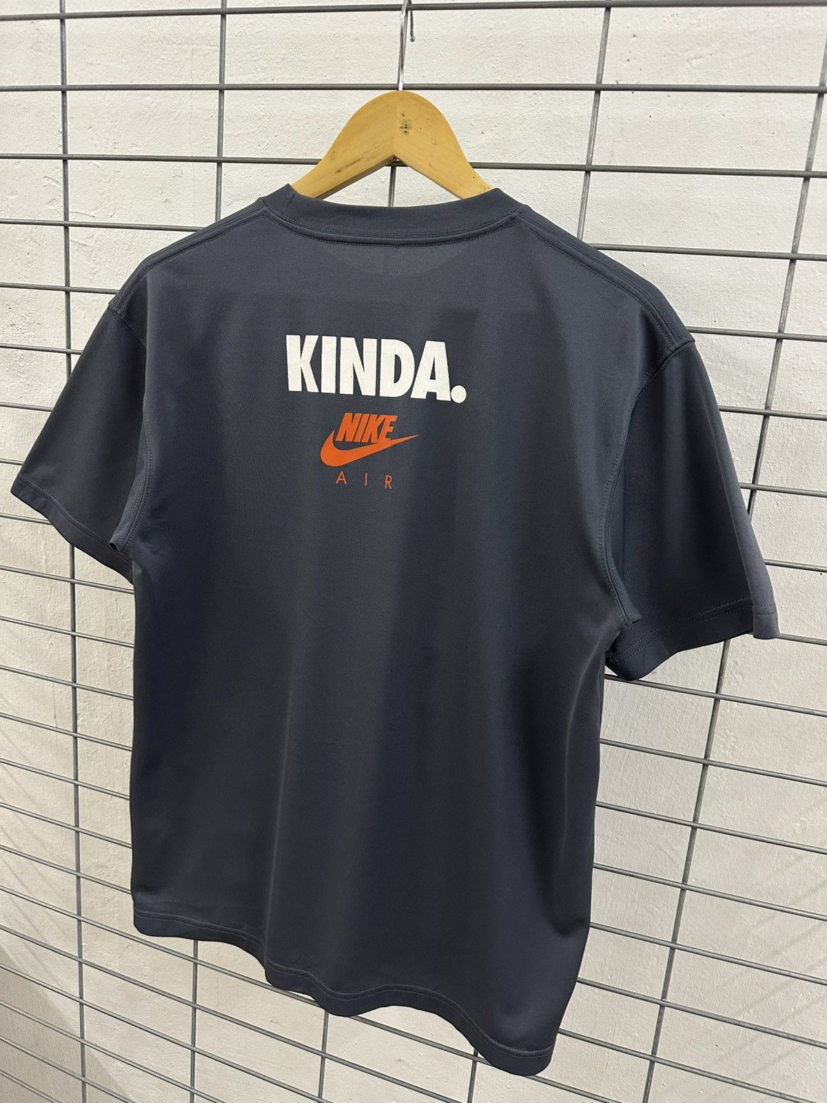 Nike Rare Vintage Nike Air Run Around Naked Kinda Dri Fit Jersey Size US L / EU 52-54 / 3 - 7 Thumbnail