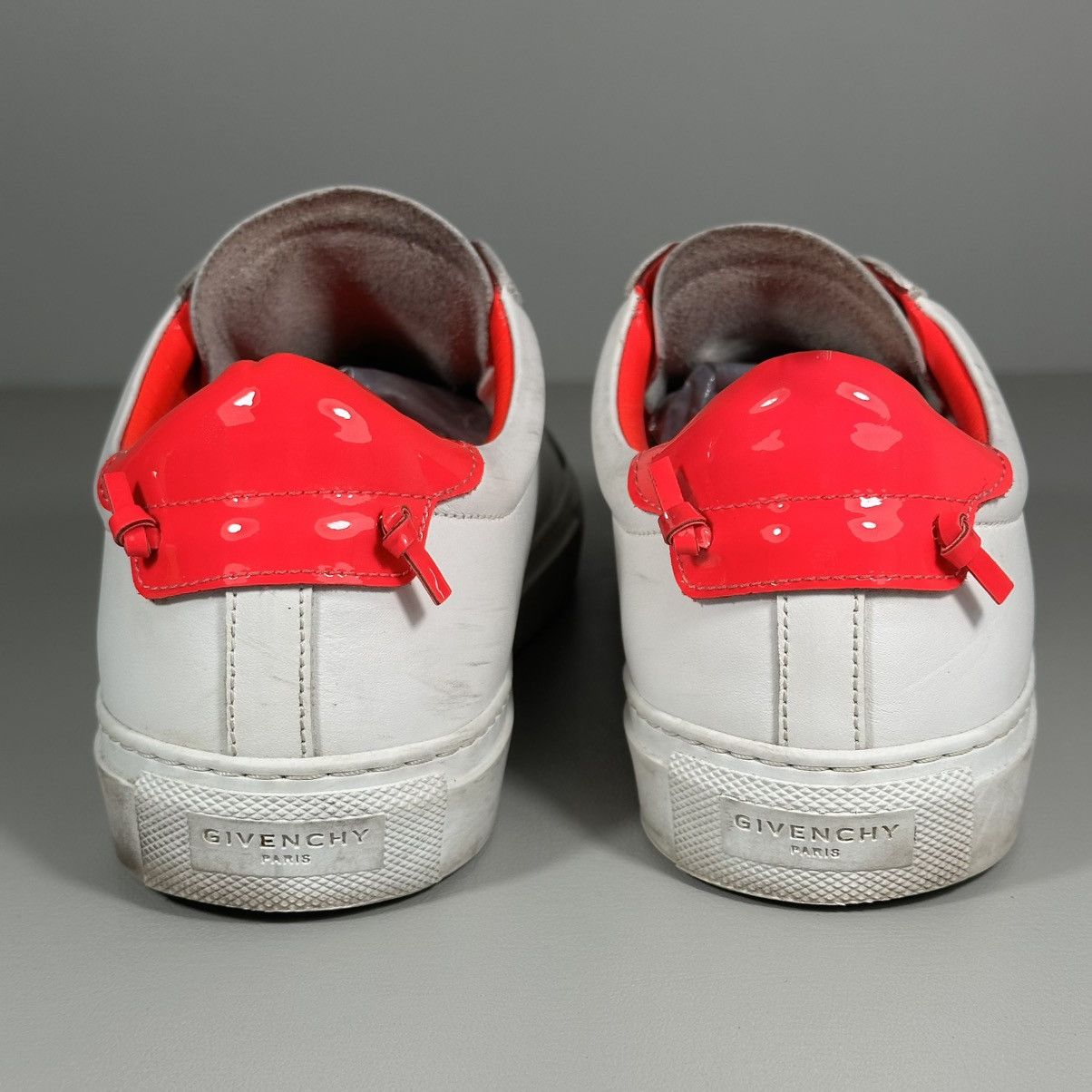 Givenchy Givenchy White / Fuchsia Leather Urban Knot Low Top Sneakers Size US 9.5 / IT 39.5 - 7 Thumbnail