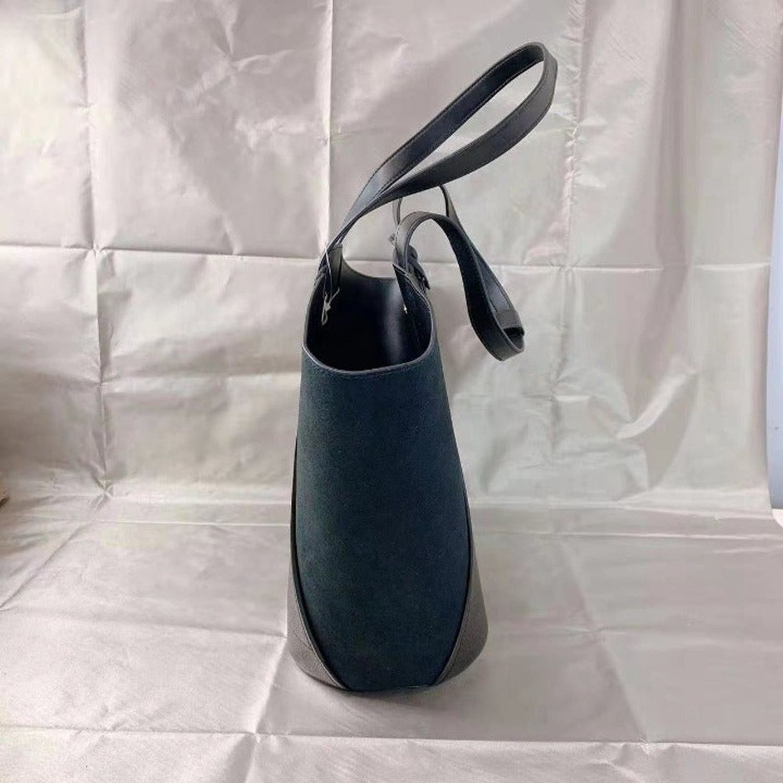 Michael Kors Michael Kors 35F1GPAT3S Portia large Bucket Bag In Black Size ONE SIZE - 2 Thumbnail