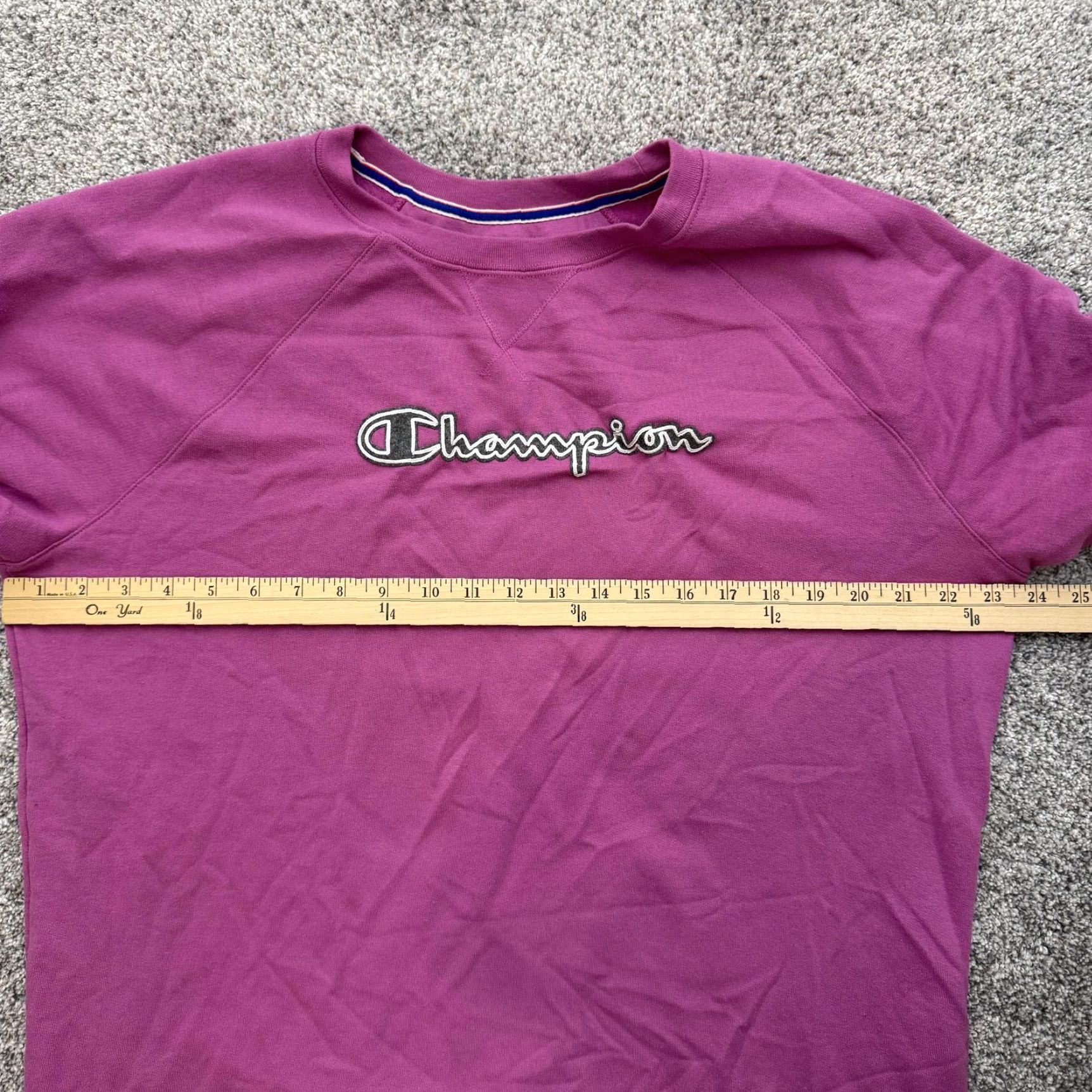 Champion VINTAGE Champion Sweatshirt Mens XL Purple Crewneck Embroidered Spell Out Logo Pullover Size US XL / EU 56 / 4 - 4 Thumbnail