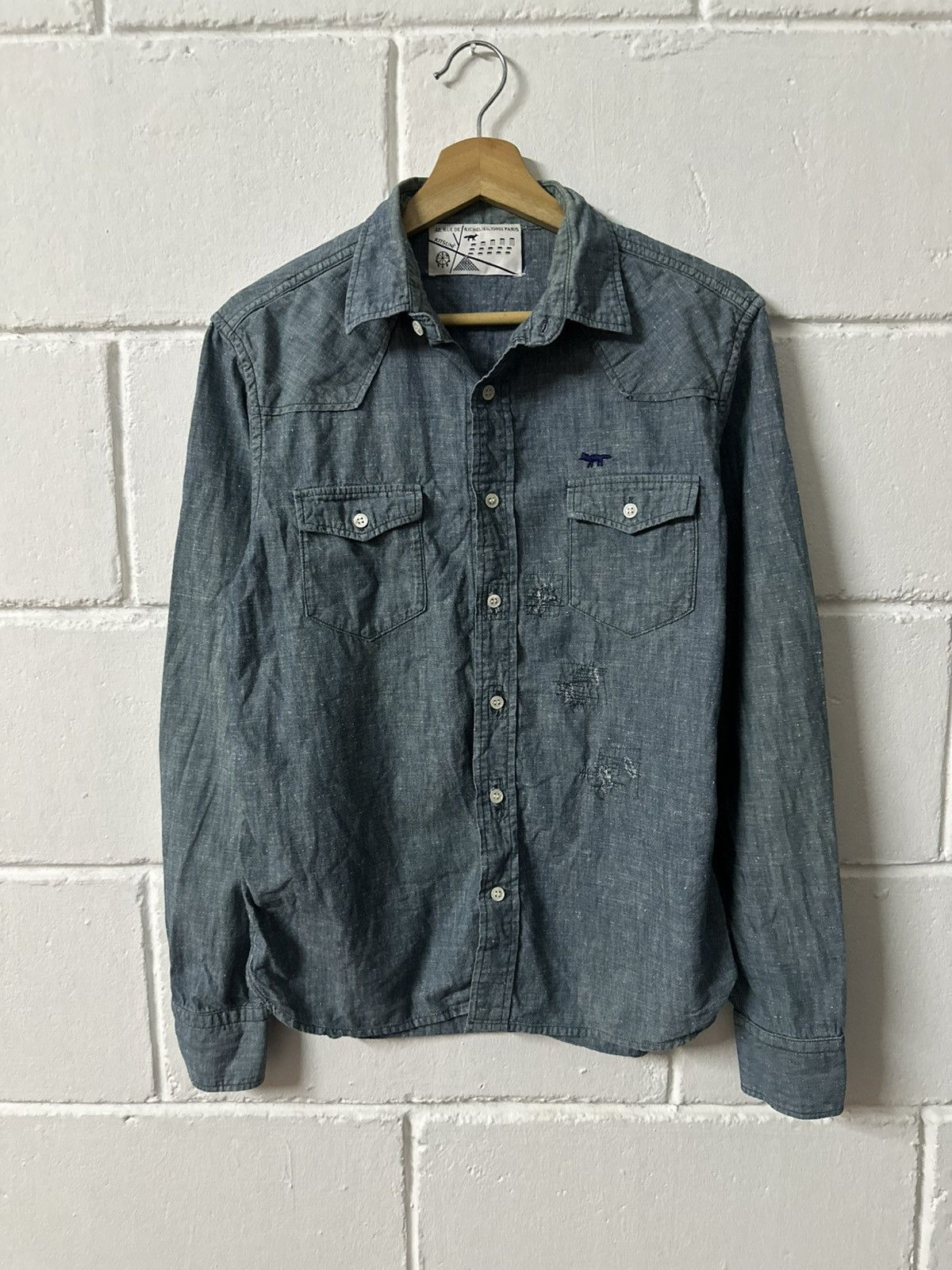 Maison Kitsune Maison Kitsune Richelieu Paris Denim Distressed Design L/S Size US M / EU 48-50 / 2 - 13 Thumbnail
