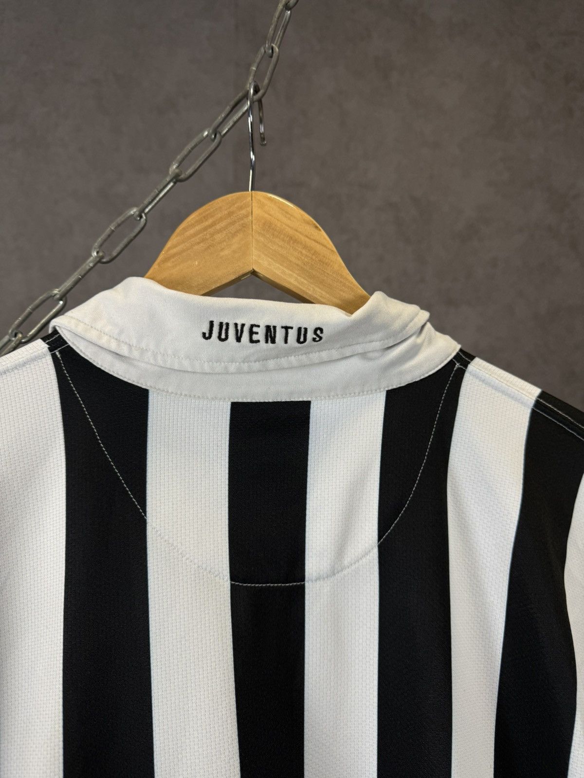 Nike FC Juventus vintage Nike soccer jersey Size US XL / EU 56 / 4 - 8 Thumbnail