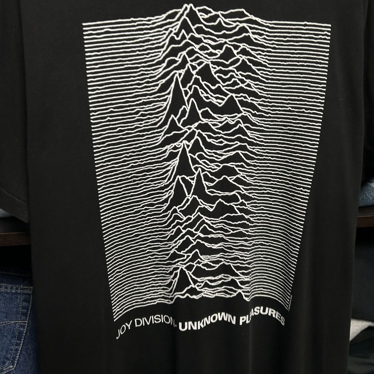 Joy Division Vintage Joh Division 2016 Unknown Pleasures rock band tee Size US XL / EU 56 / 4 - 2 Thumbnail