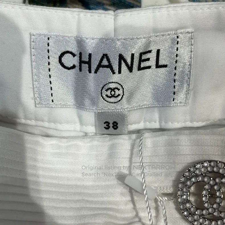 Chanel Chanel White logo diamond button trousers Size 25" / US 0 / IT 36 - 3 Thumbnail