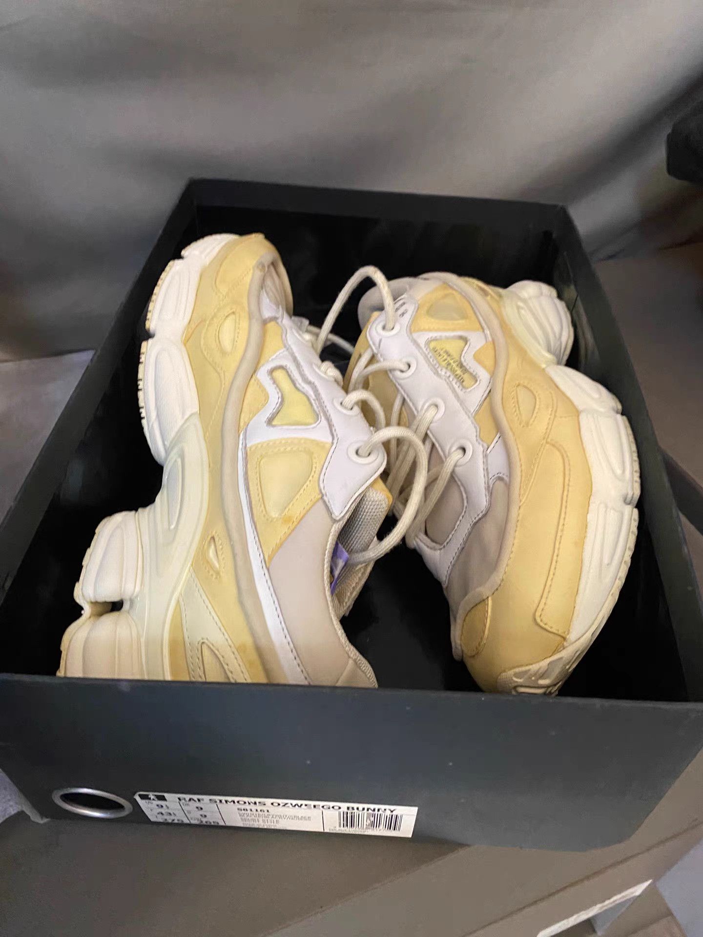 Raf Simons Raf Simons Ozweego White Cream Size US 10.5 / EU 43-44 - 5 Thumbnail