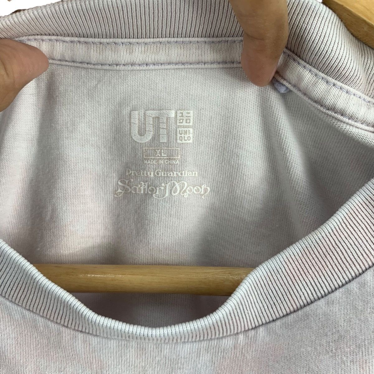Uniqlo ANIME SAILOR MOON x UNIQLO Pretty Guardian Distress Design Size XL / US 12-14 / IT 48-50 - 6 Thumbnail