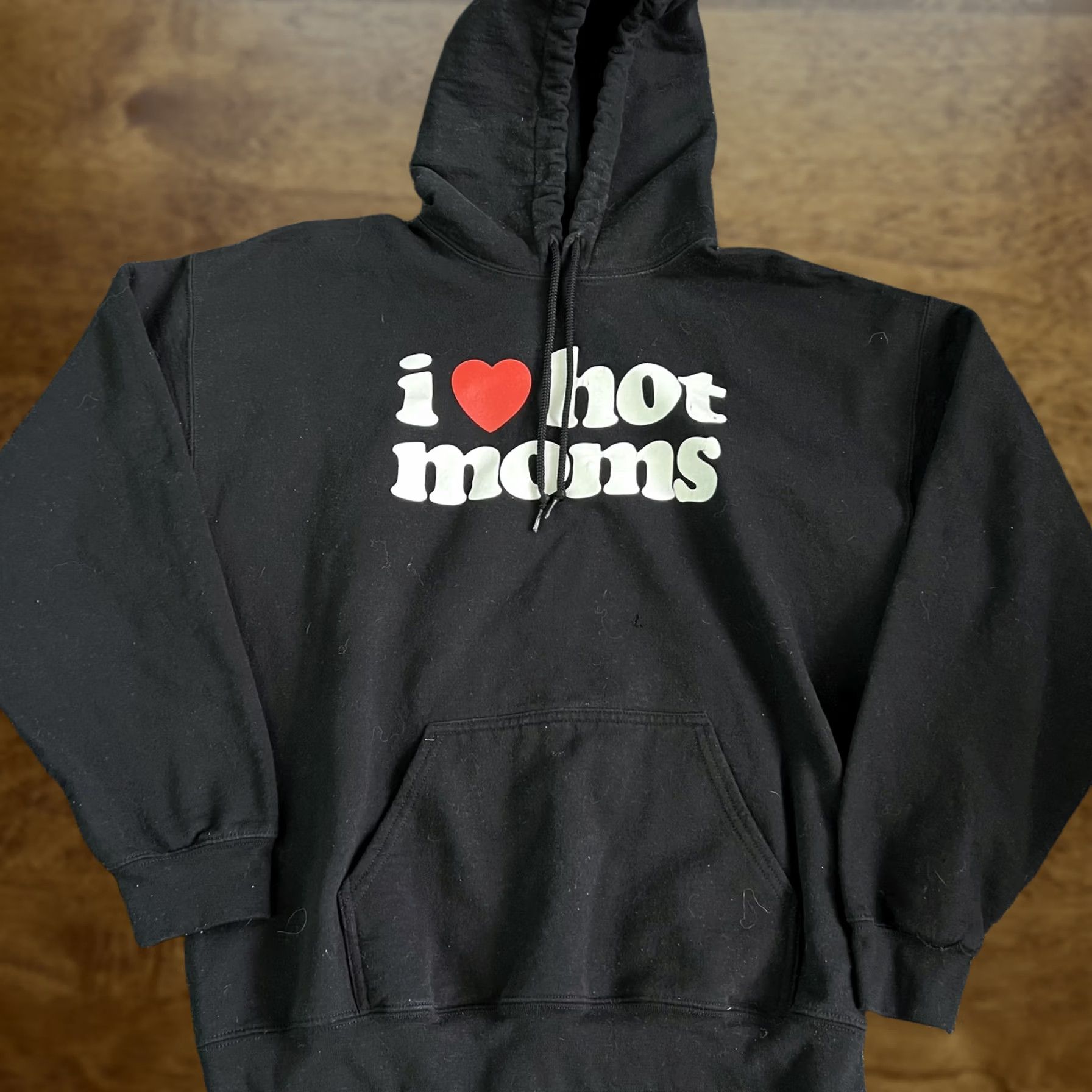 Vintage Danny Duncan Hoodie Mens Large Black I ♥ Hot Moms Graphic Pullover Sweatshirt Sweatshirt Hoodie Pullover Graphic Print Size US L / EU 52-54 / 3 - 1 Thumbnail