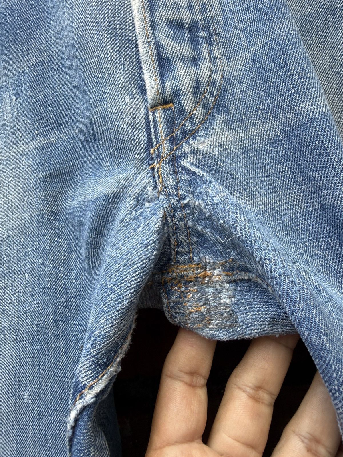 Levi's Vintage Clothing W33x30.5 Vintage levi’s 501 redline 80s repaired made in USA Size US 33 - 7 Thumbnail