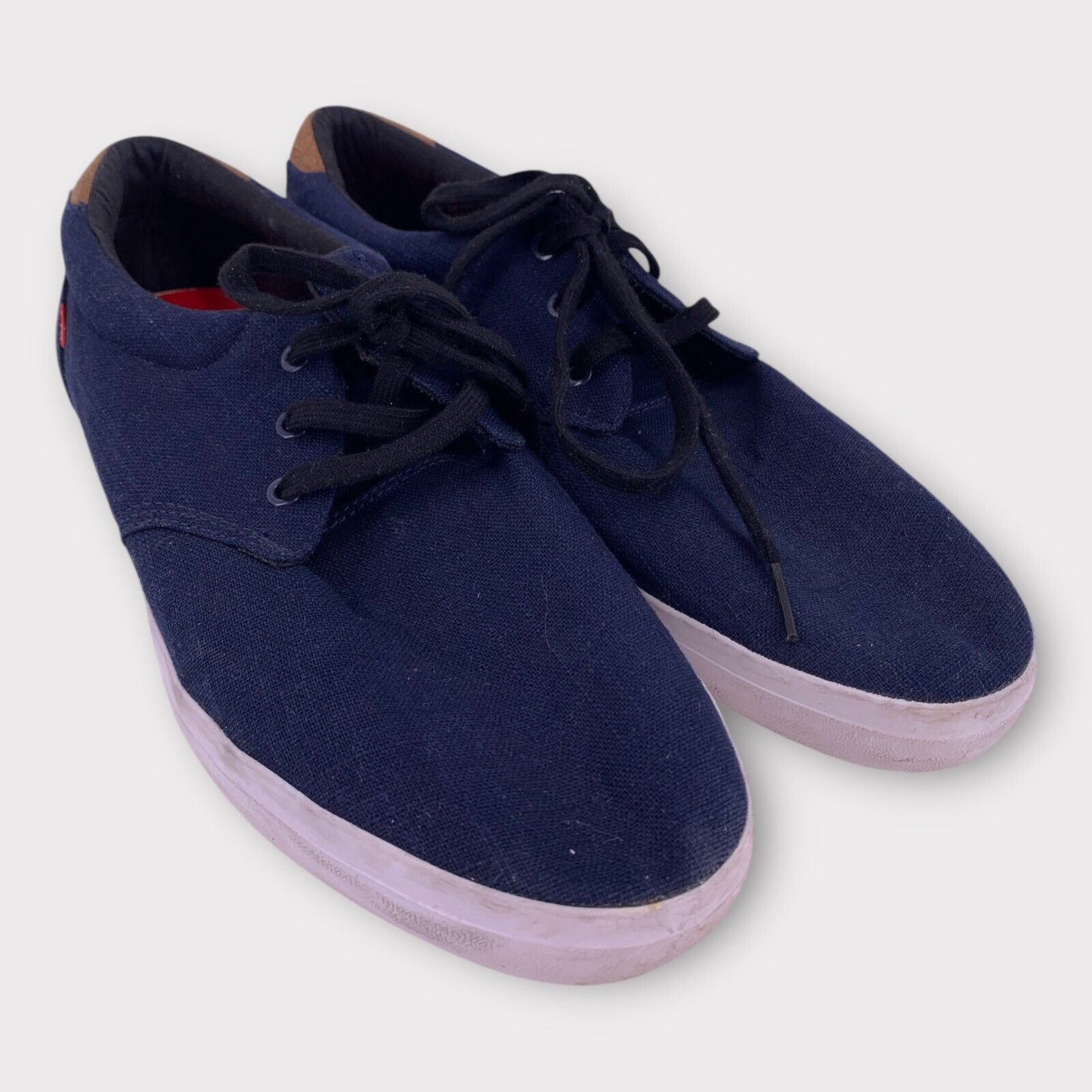 Globe Globe Willow Blue Cloth Trainers Skate Shoes Size USA Size US 10.5 / EU 43-44 - 1 Thumbnail