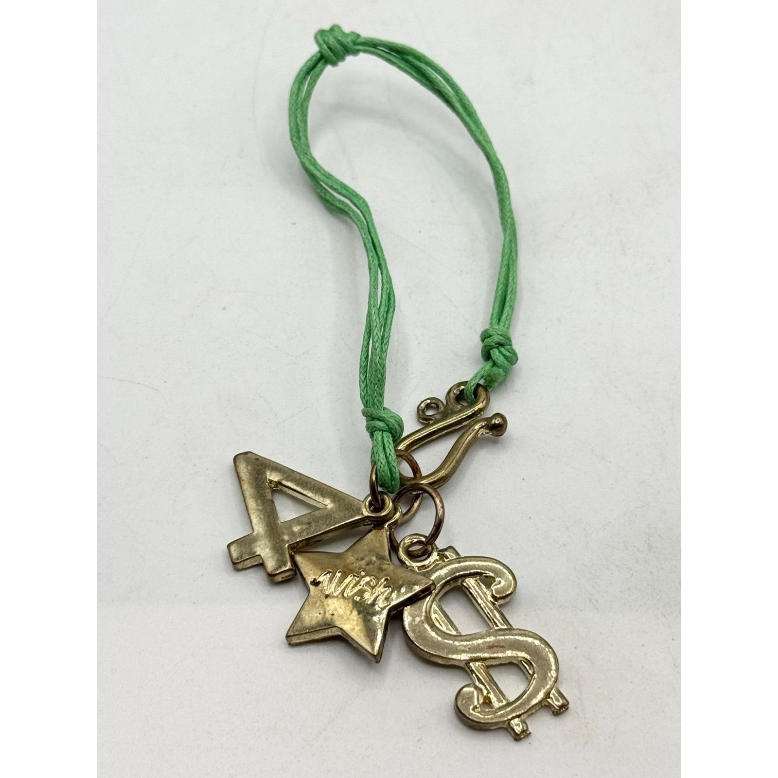 Vintage Vintage green thread charm bracelet Size ONE SIZE - 1 Thumbnail