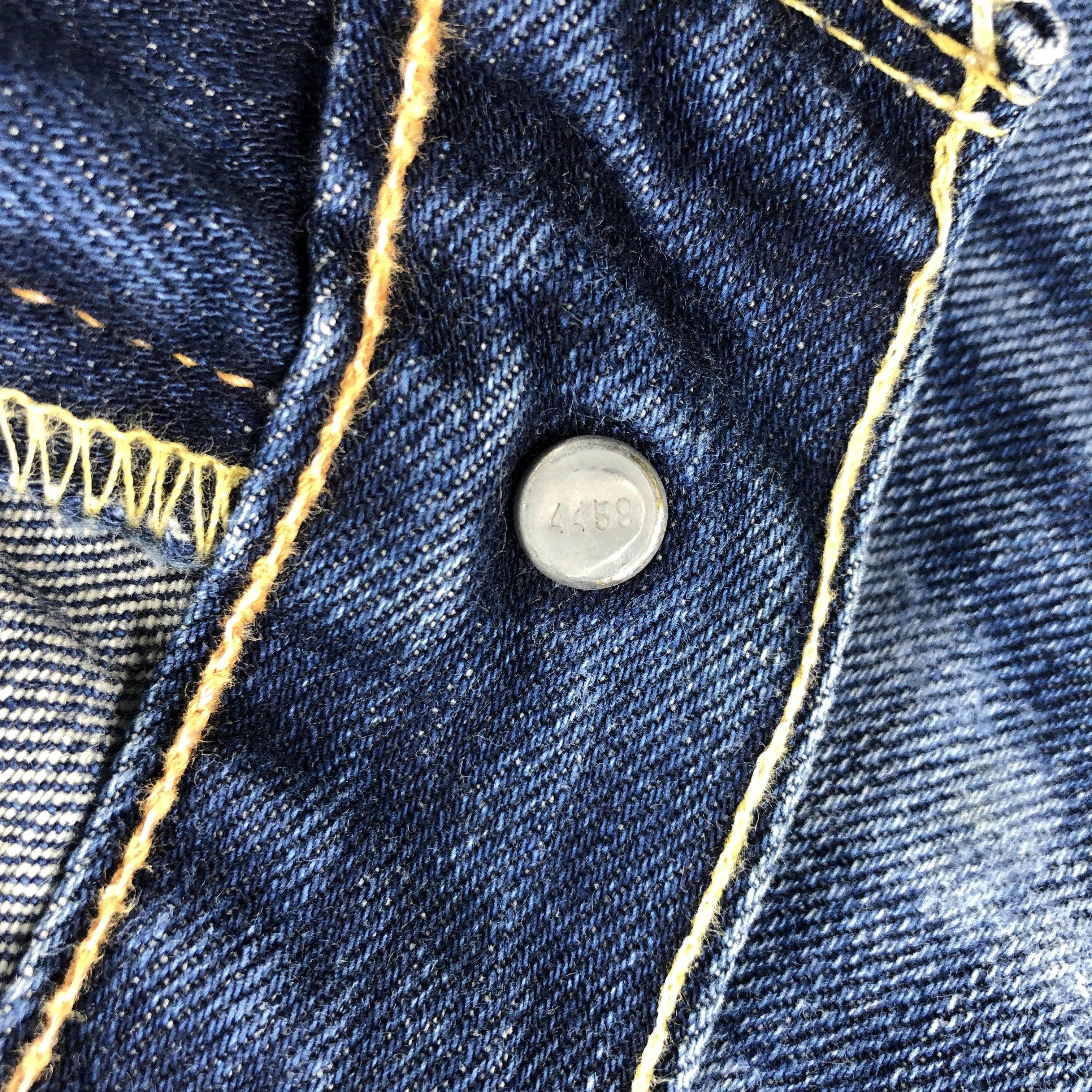 Levi's Vintage Levi's 502 Jeans Faded Blue Denim KJ925 Size US 33 - 13 Thumbnail