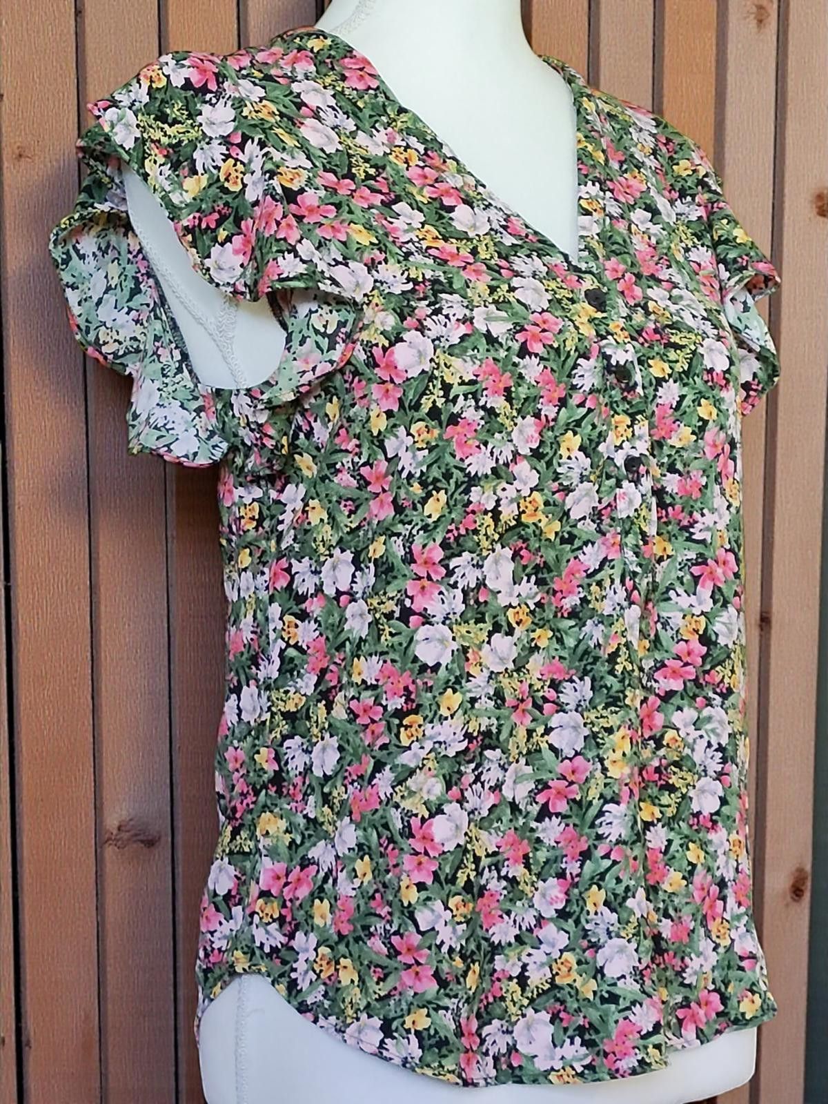 Other ZARA BASIC Floral Blouse Size XS Size XS / US 0-2 / IT 36-38 - 4 Thumbnail