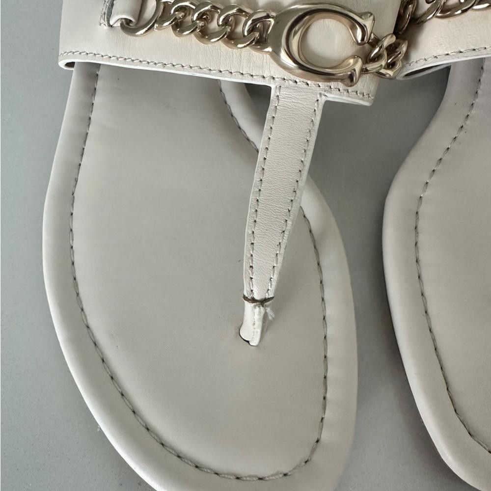 Coach COACH Jaclyn Chalk White Leather Thong Sandal Logo Chain 6.5 Size US 6.5 / IT 36.5 - 5 Thumbnail